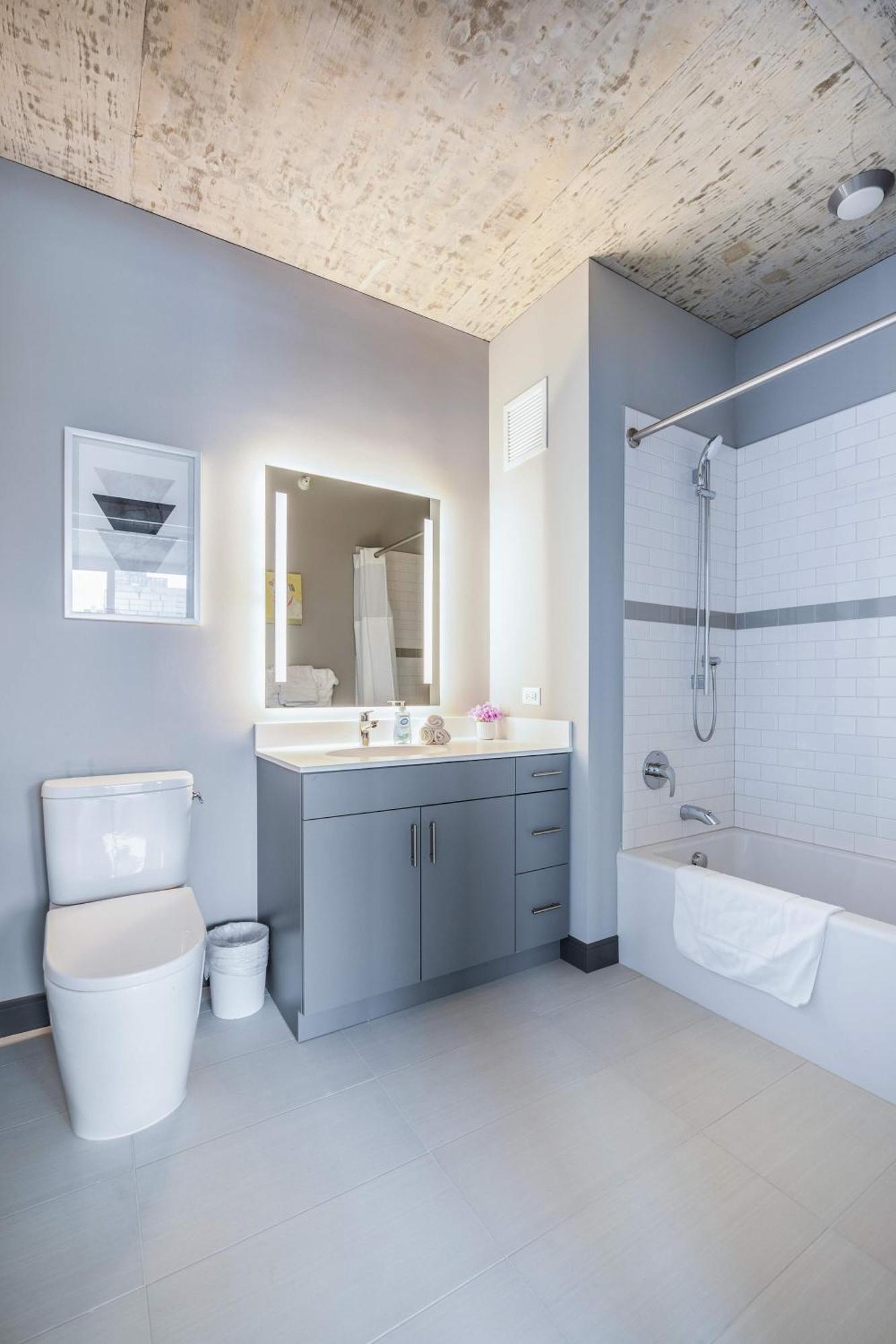 Freshly Minted 2br - Elegance & Comfort In * Chicago