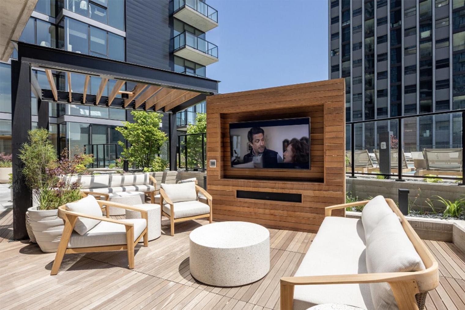 Blueground Medical District 3bd Chi-1112 Apartment *