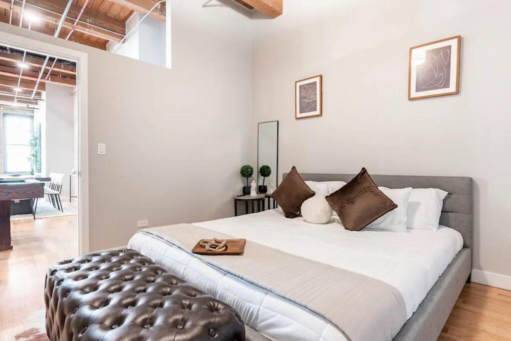 201loft Downtown Spacious Loft Sleeps 10 Apartment *