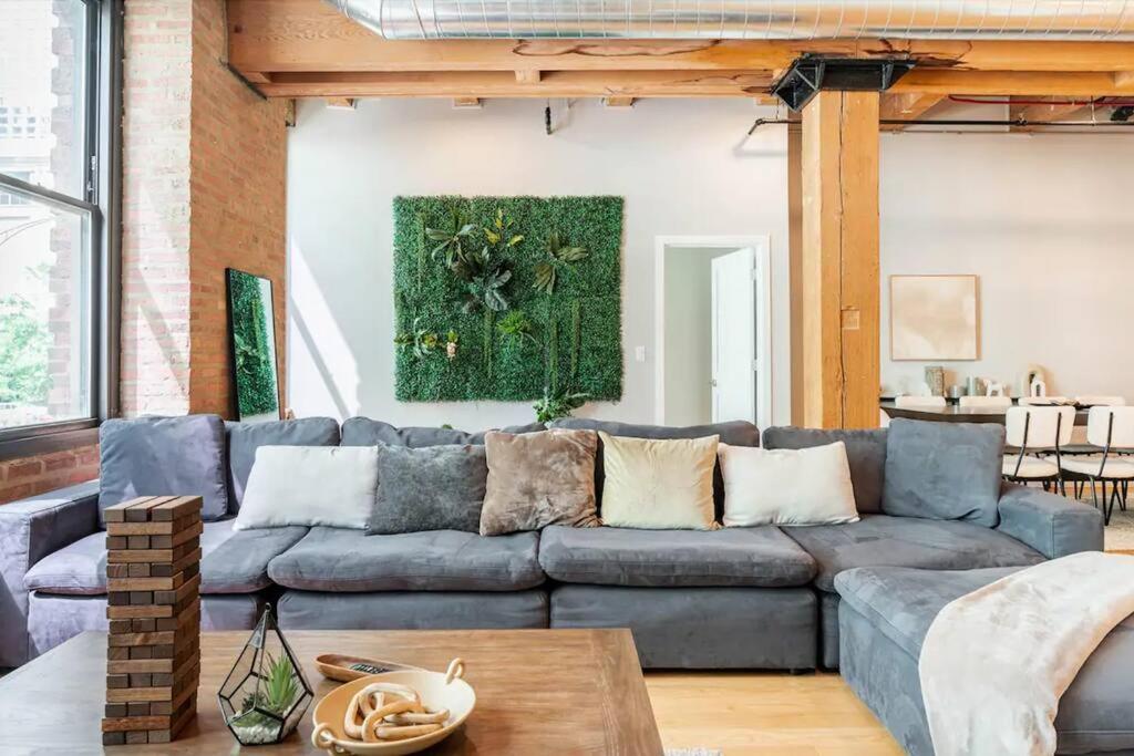 201loft Downtown Spacious Loft Sleeps 10 Apartment *