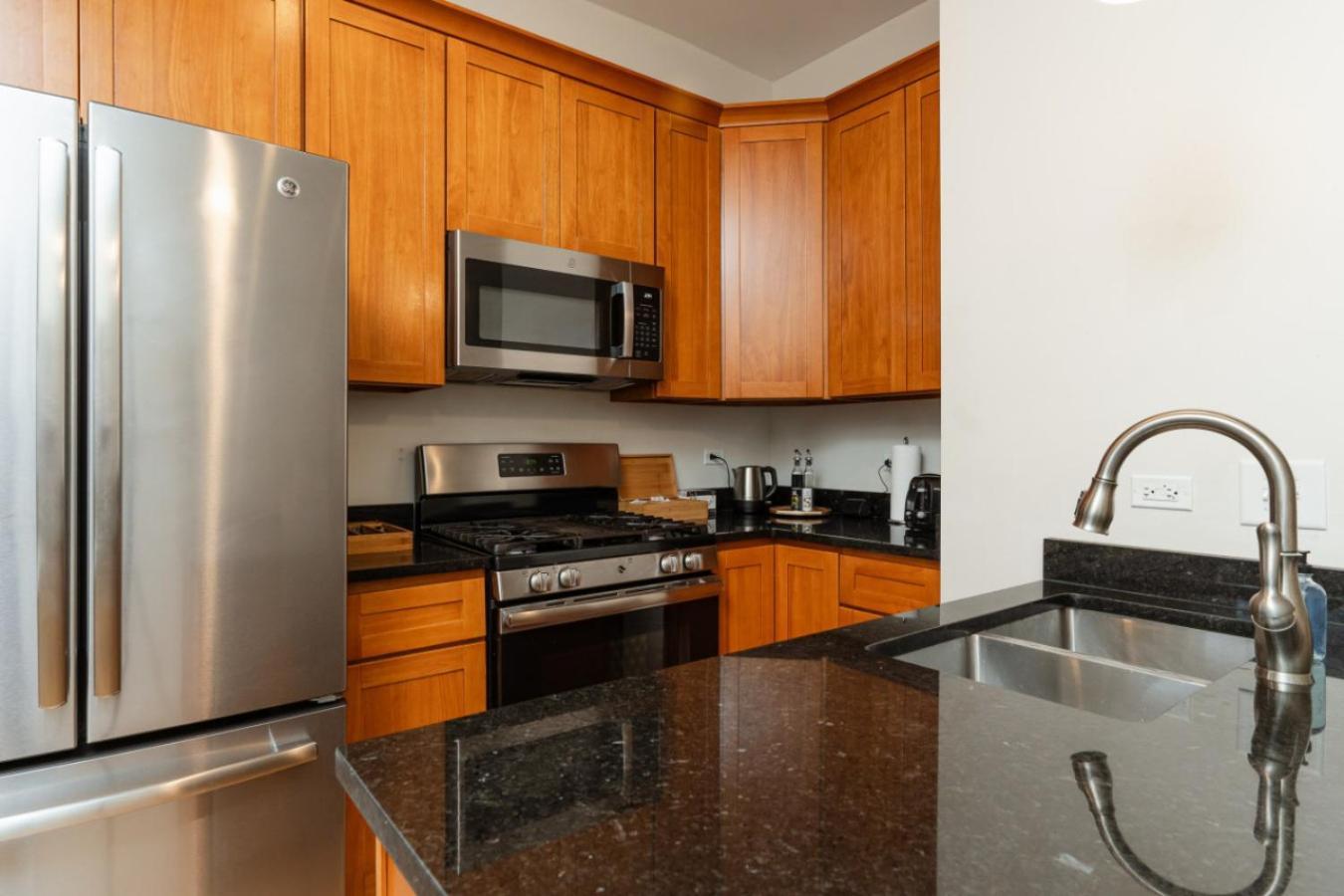 Flexhome Wicker Park 2br Dv3 Apartment