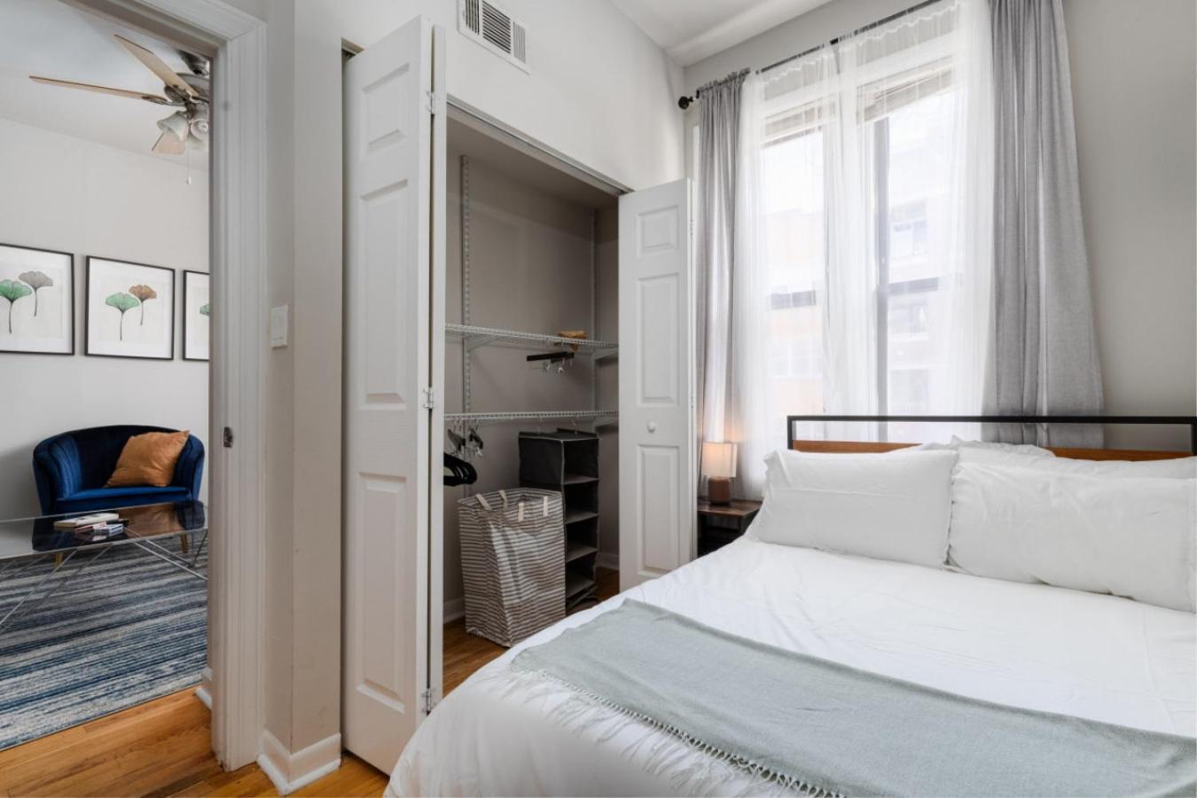 Flexhome Ukrainian Village 2br D4