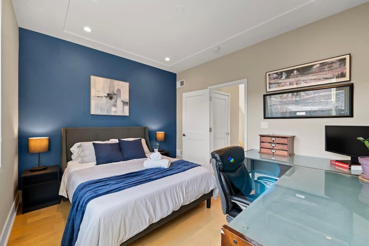 Stunning 5br In Heart Of With 2 Rooftops