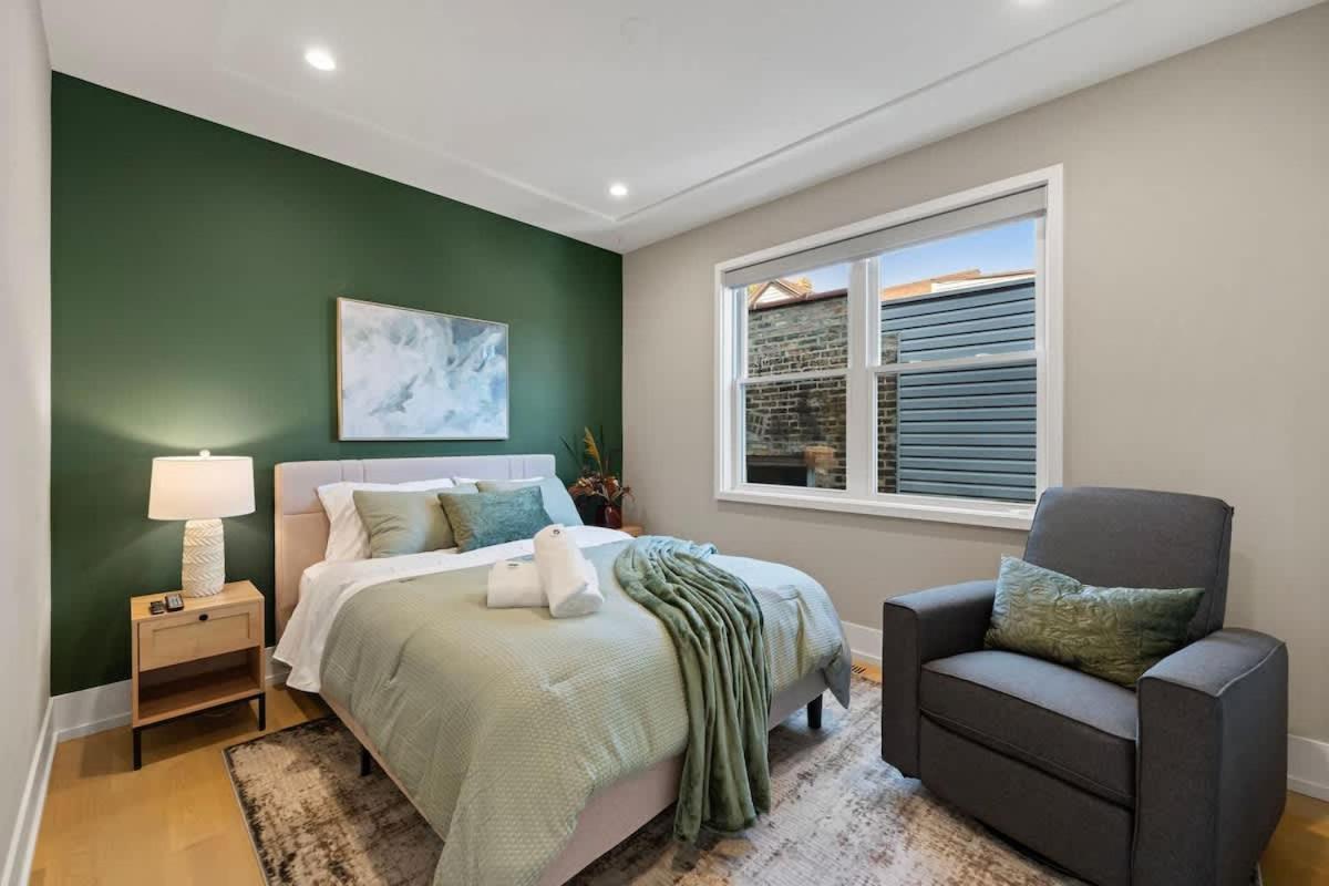 Stunning 5br In Heart Of With 2 Rooftops