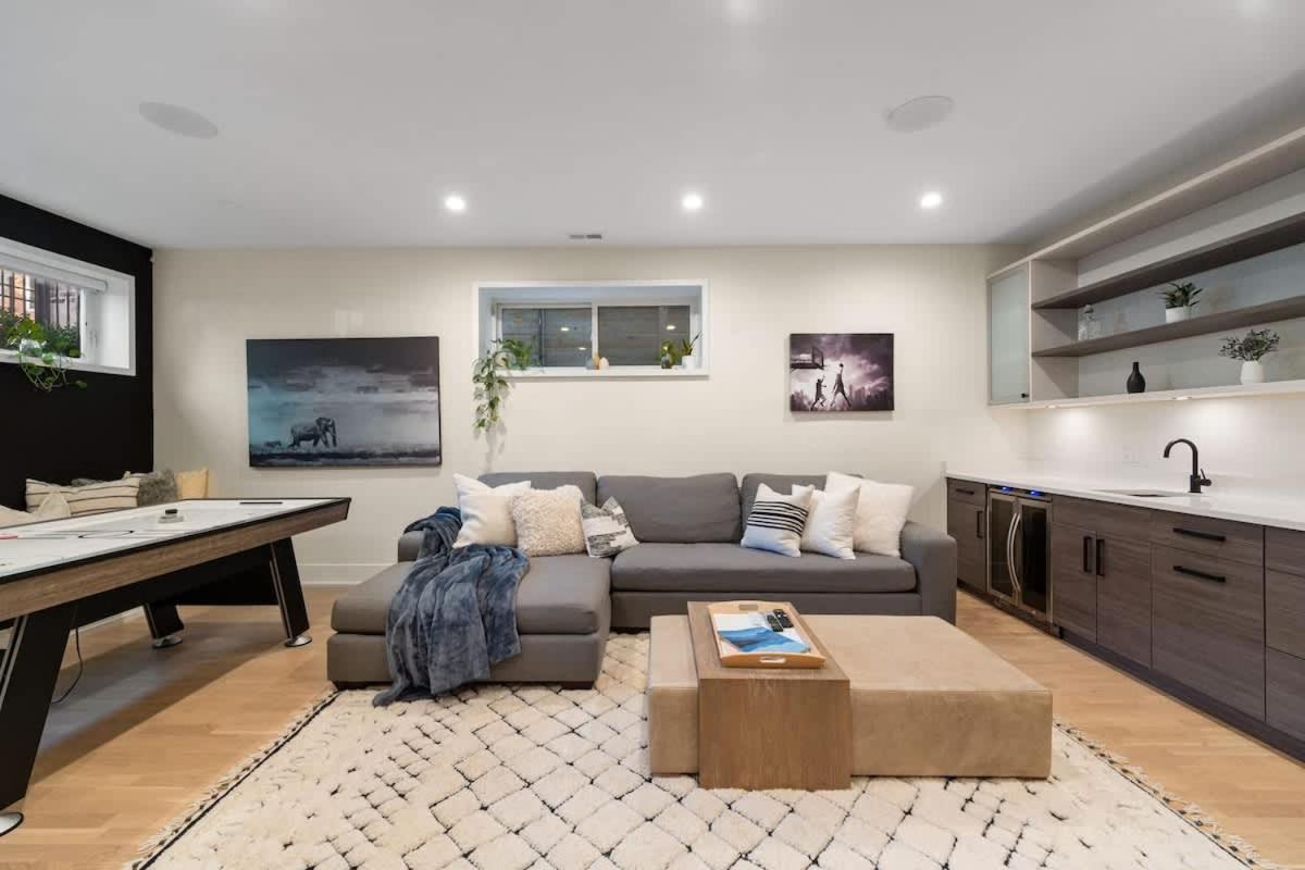 Stunning 5br In Heart Of With 2 Rooftops Holiday home Chicago
