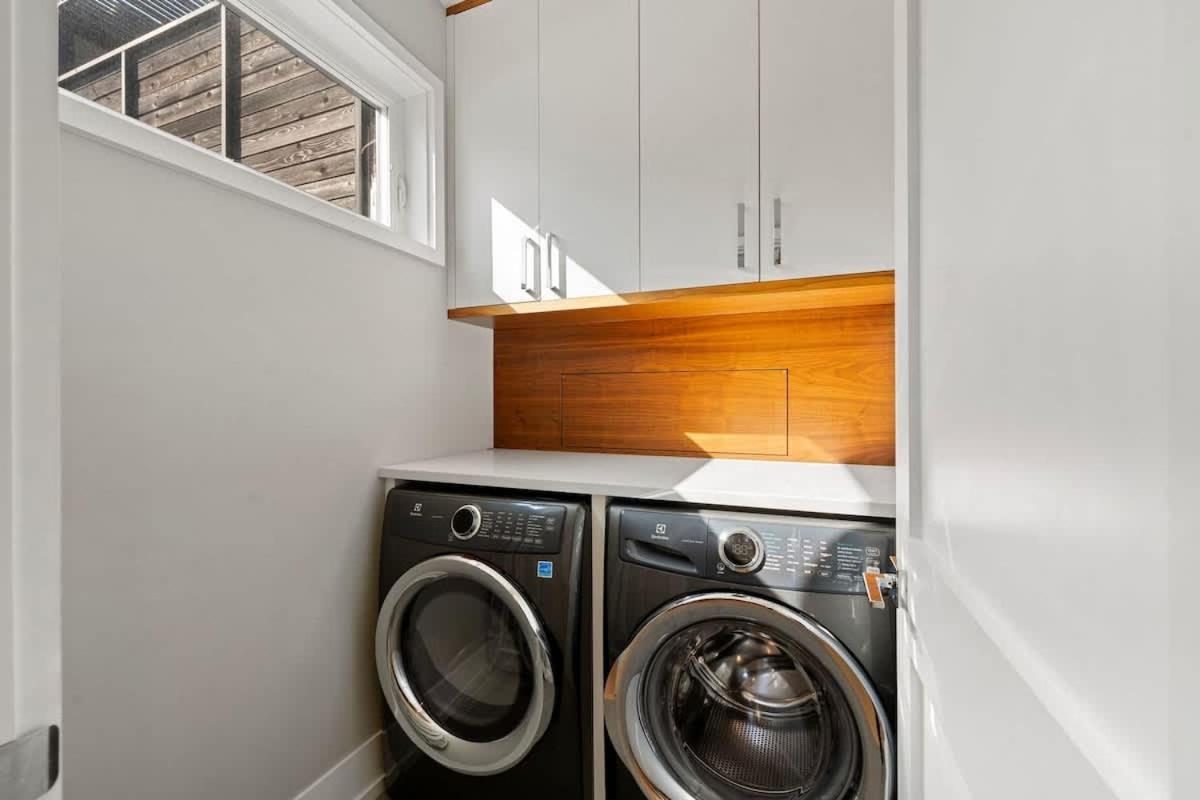 Stunning 5br In Heart Of With 2 Rooftops Holiday home Chicago