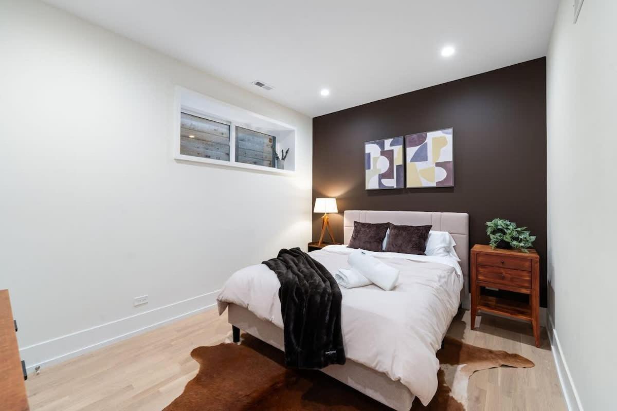 Stunning 5br In Heart Of With 2 Rooftops *