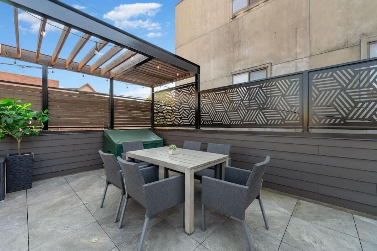 Stunning 5br In Heart Of With 2 Rooftops Holiday home Chicago