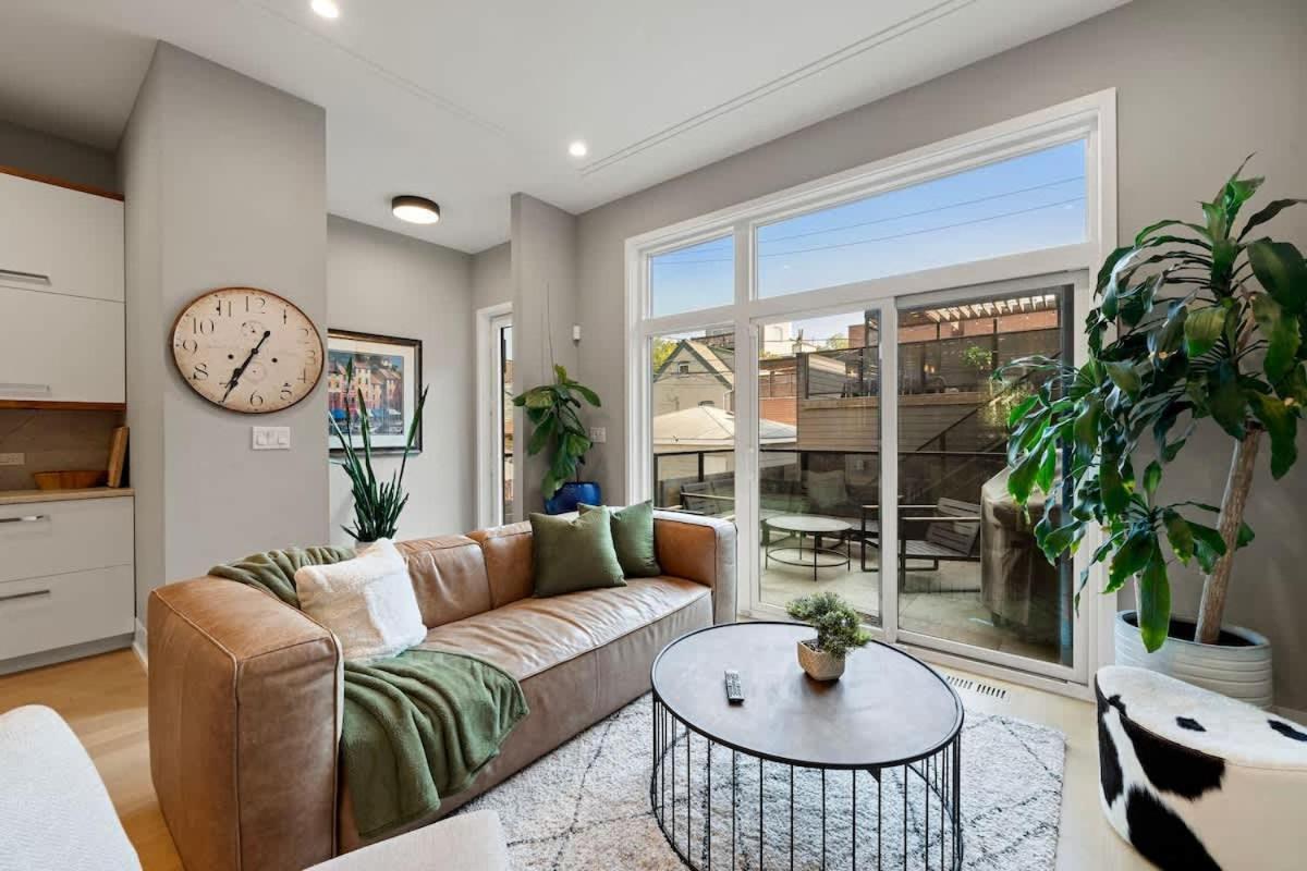 Stunning 5br In Heart Of With 2 Rooftops