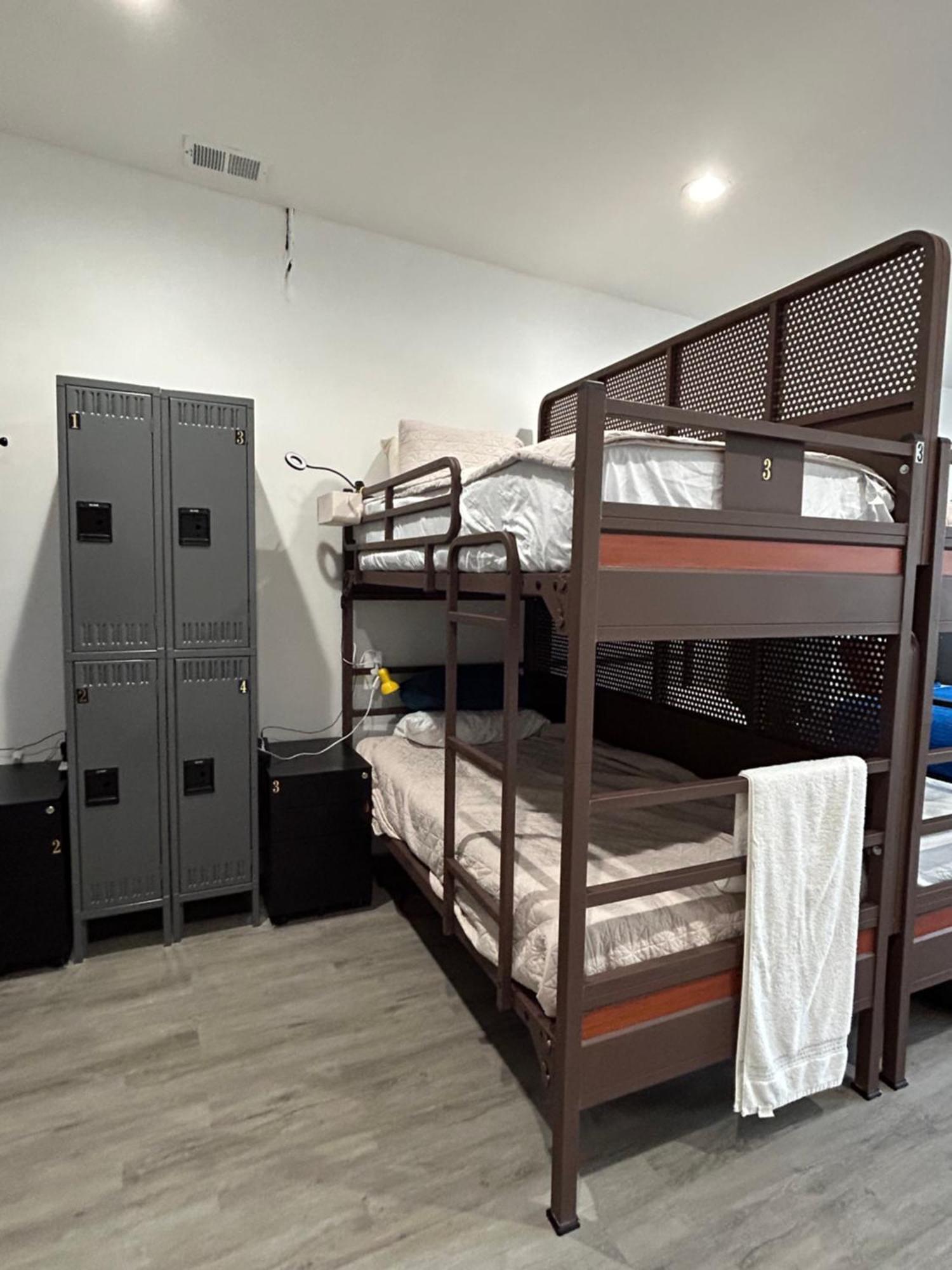 424 Hostel *