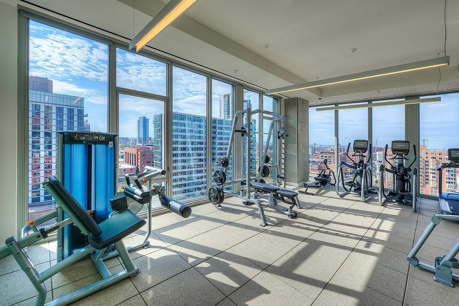 Blueground West Loop Rooftop Pool Gym Chi-1140 Apartment Chicago