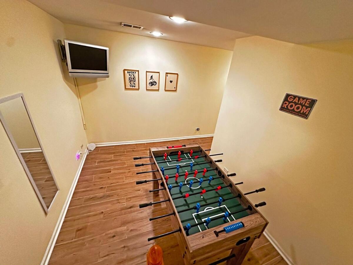 Spacious And Modern 3bd 2ba Home- Garage Parking!