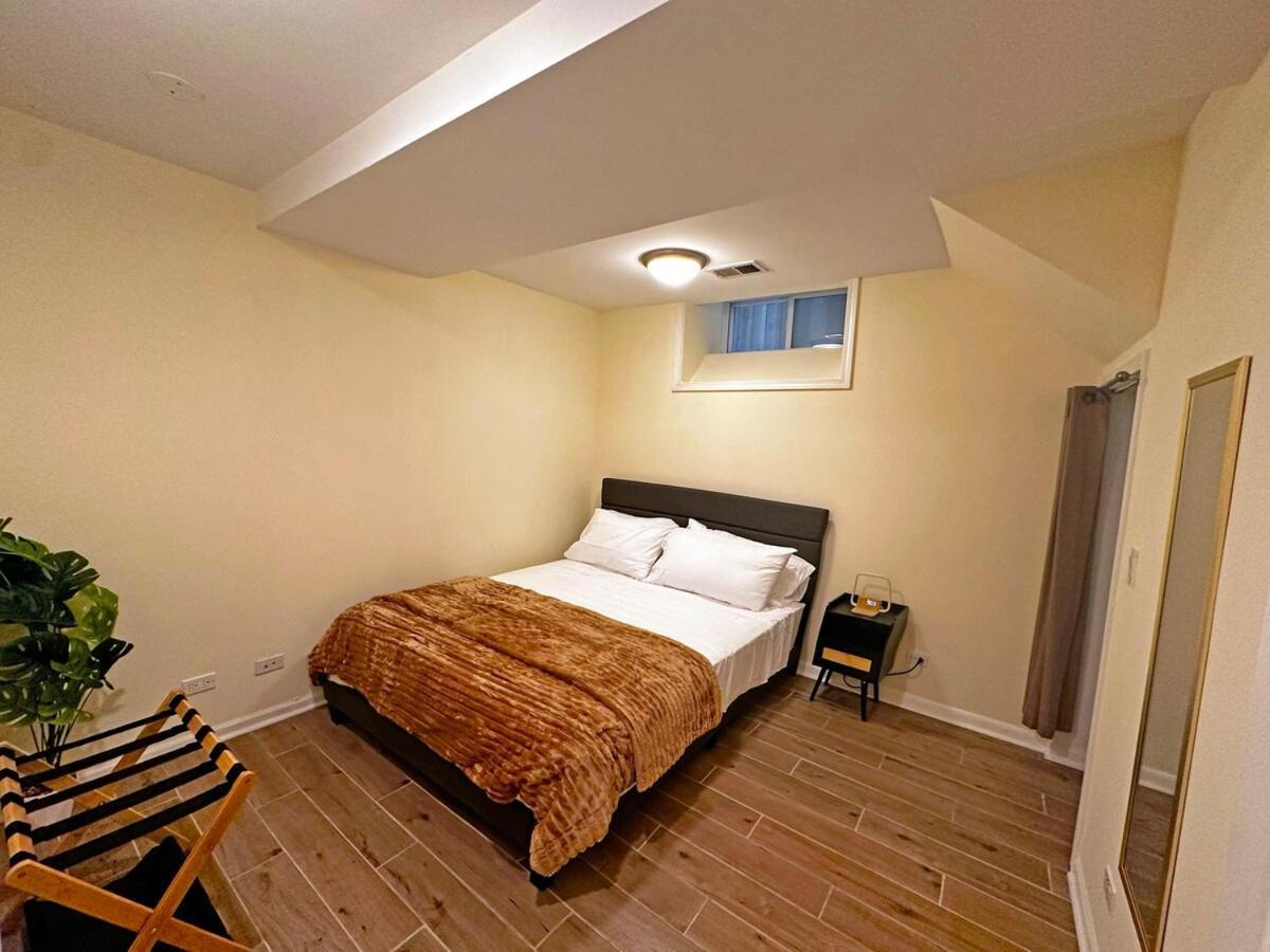 Spacious And Modern 3bd 2ba Home- Garage Parking! Apartment