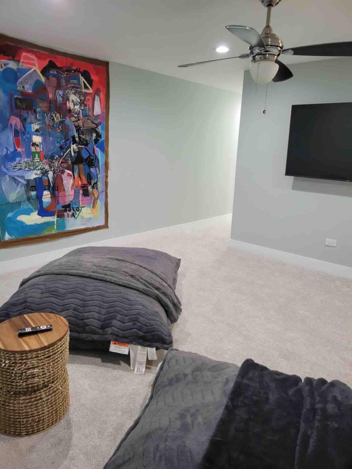 Modern Townhouse With Contemporary African Art *