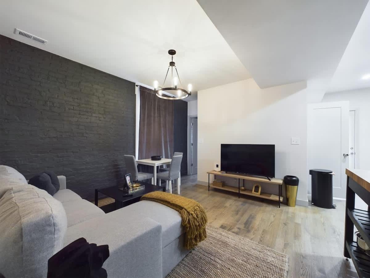 Apartment Speakeasy Serenity Retreat
