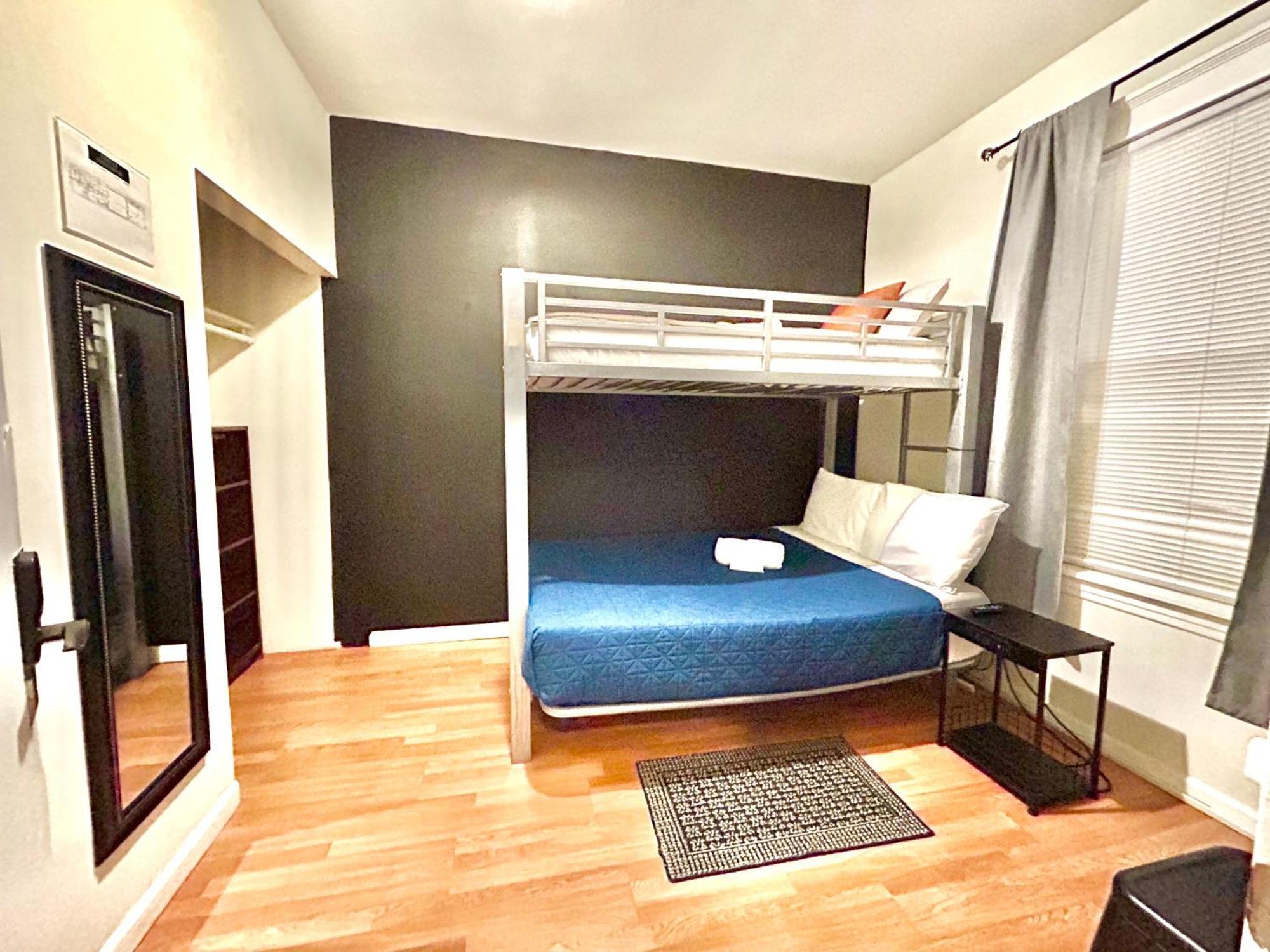 424 Hostel