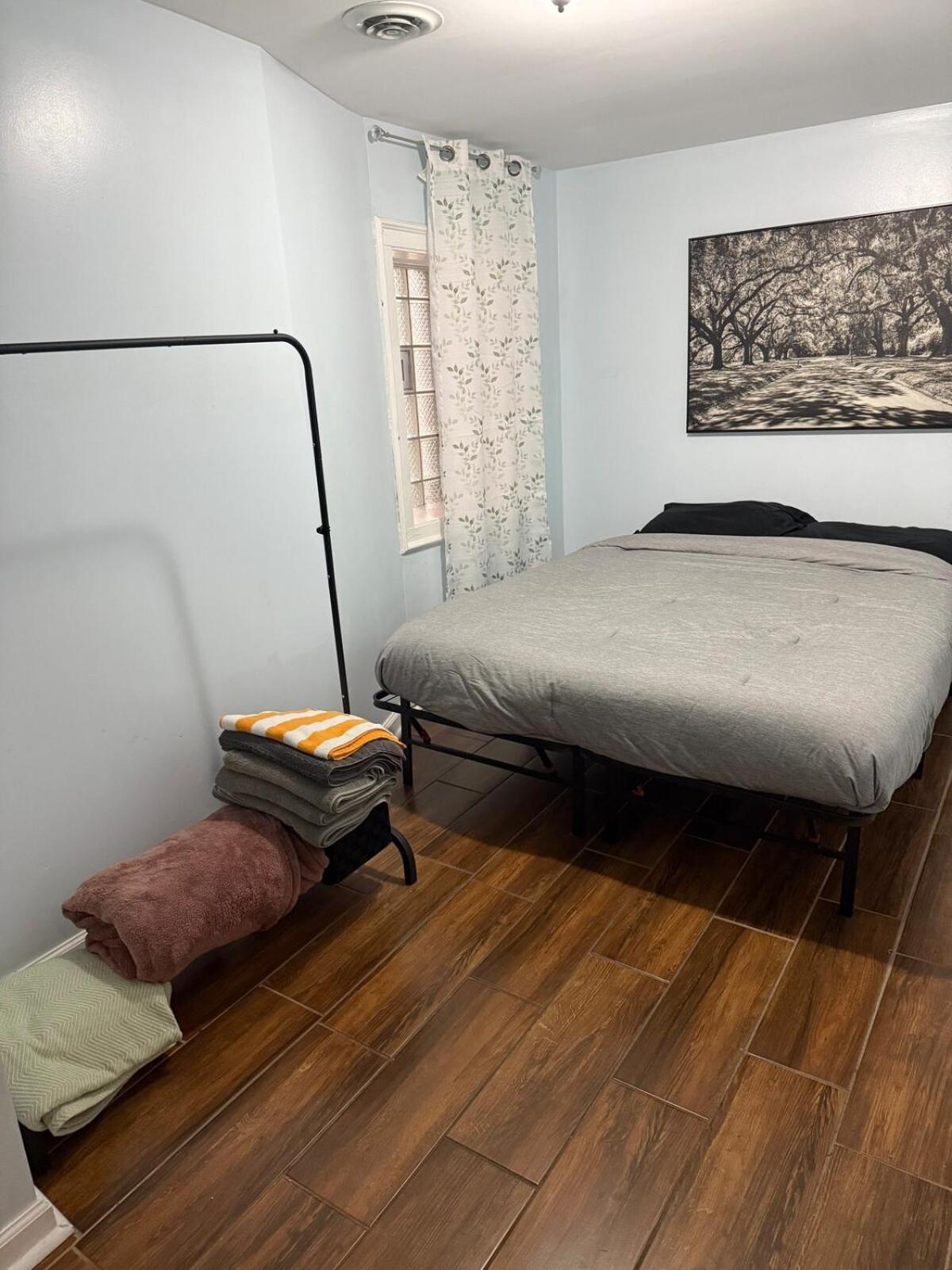 & Comfy 2 Bedroom I West Loop I Free Parking O Apartment Chicago