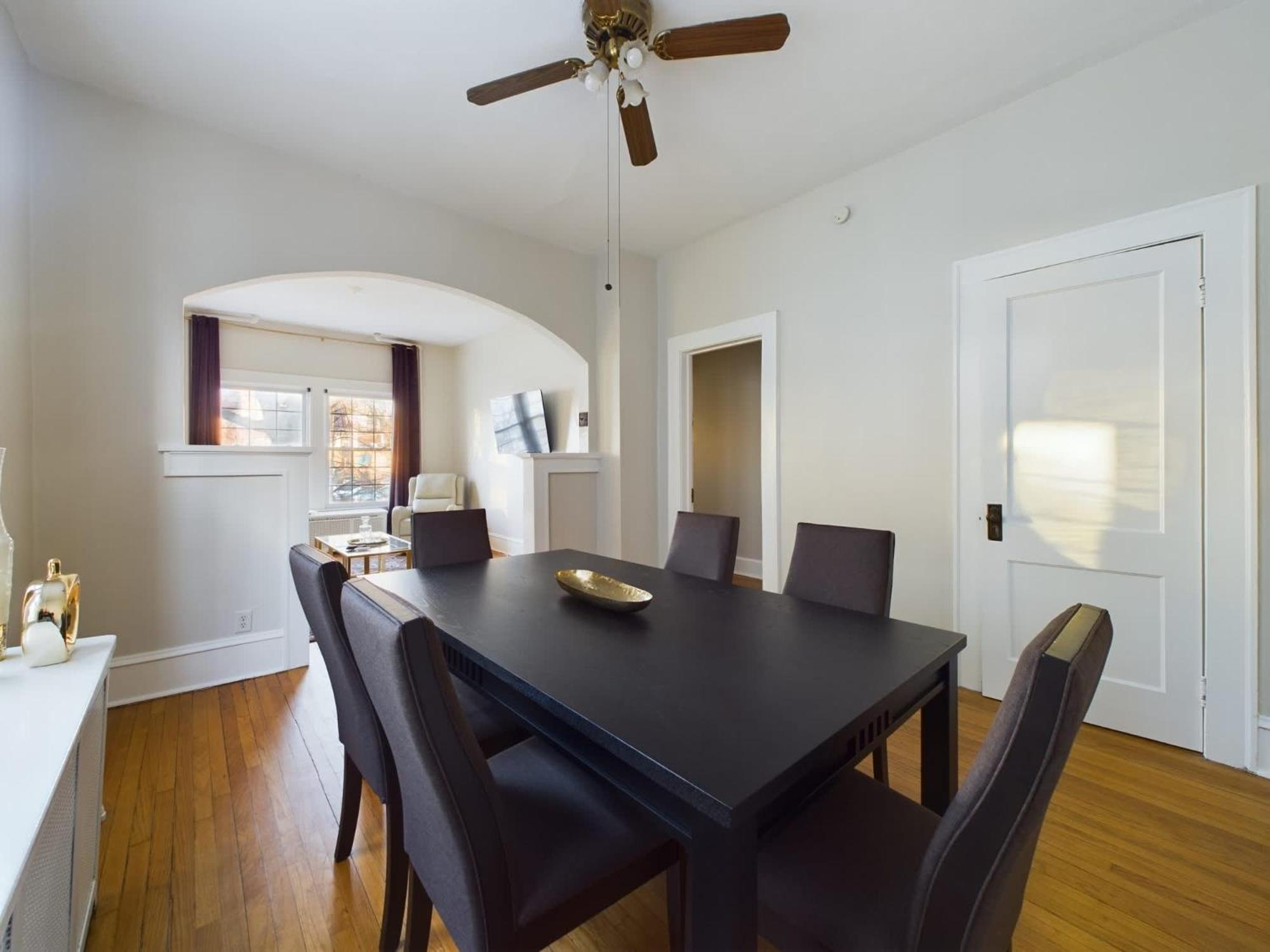 Old Broadway Glamour Apartment