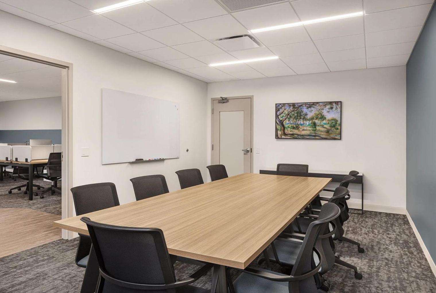 Streeterville W Pool Gym Nr Navy Pier Chi-786 *