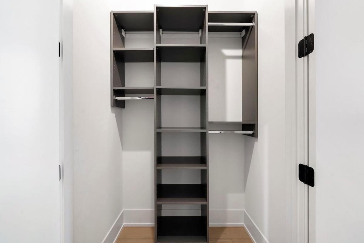 Apartment Chic 2br 2ba With Balcony - River North