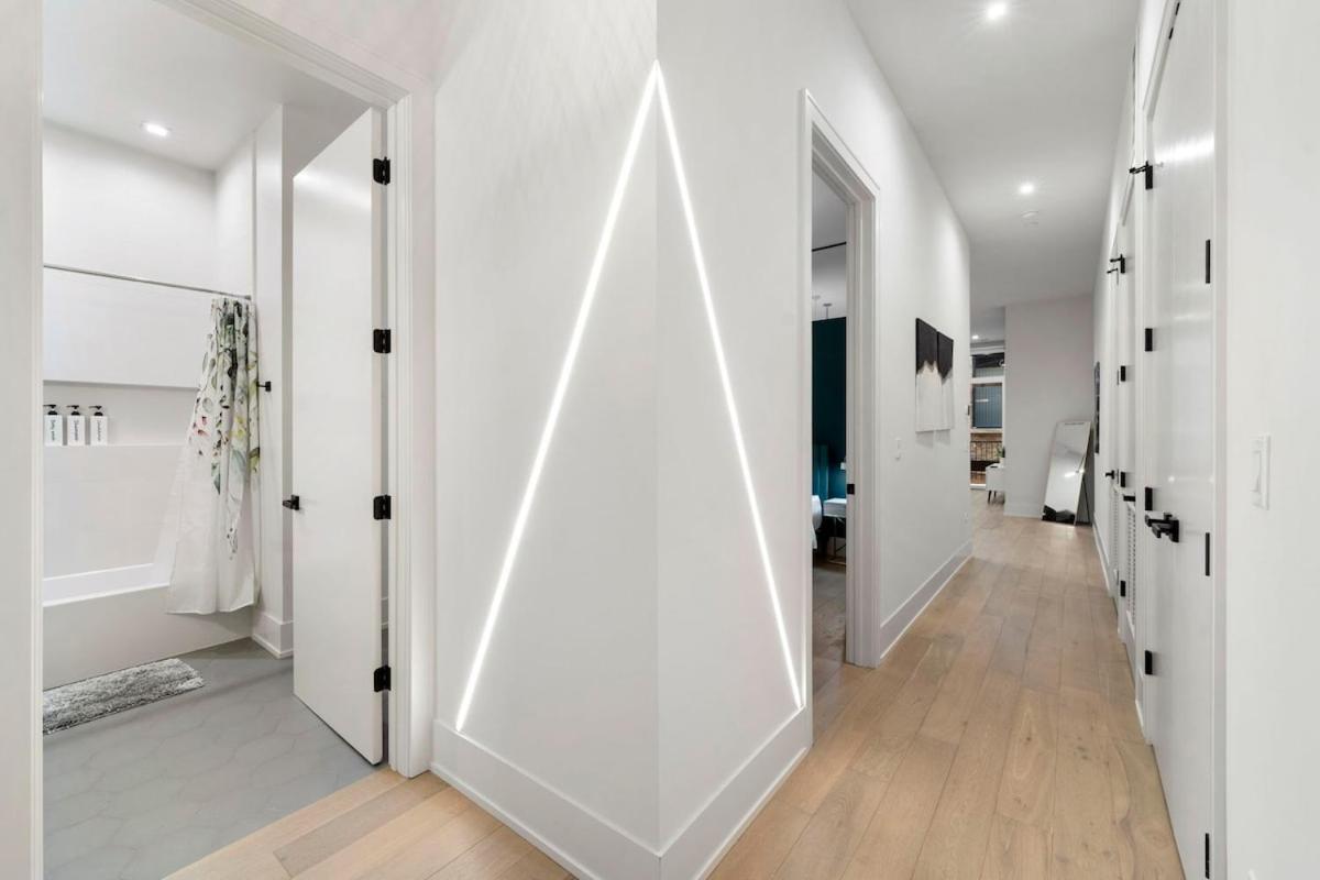 Apartment Chic 2br 2ba With Balcony - River North