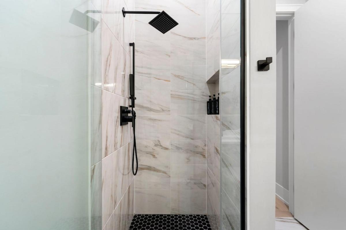 Chic 2br 2ba With Balcony - River North Chicago