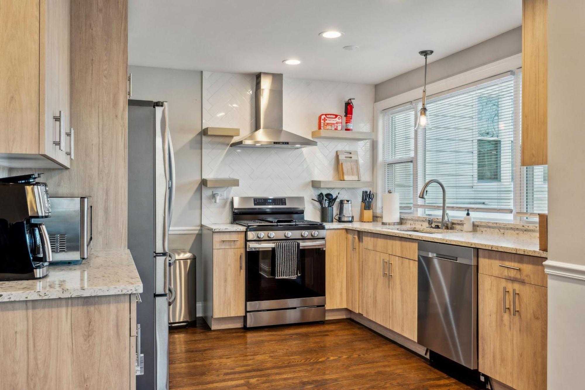 Holiday home Charming Belmont Heights Oasis