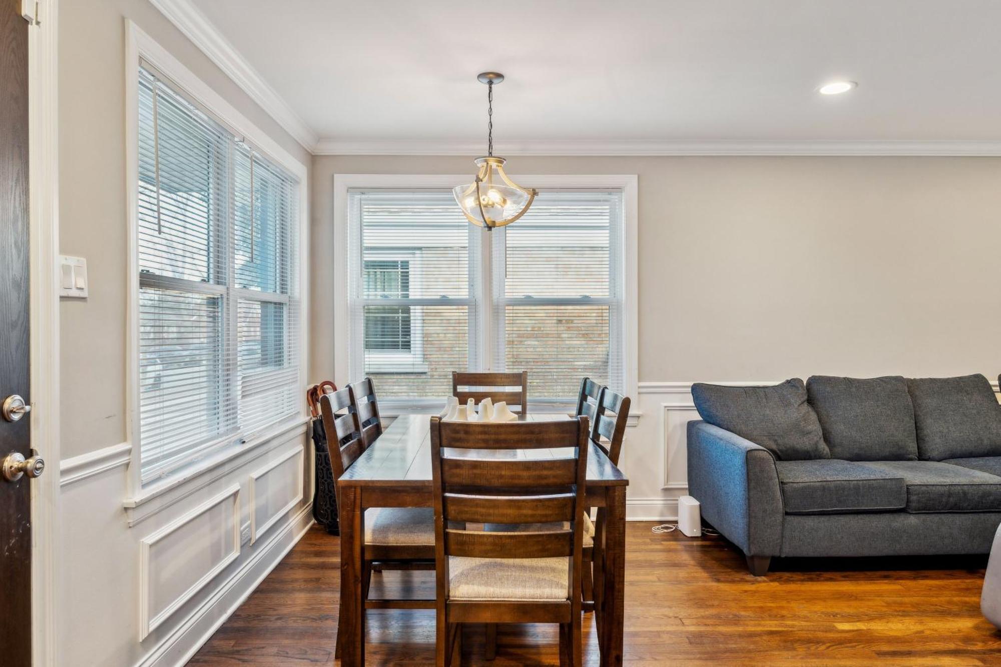 Holiday home Charming Belmont Heights Oasis *