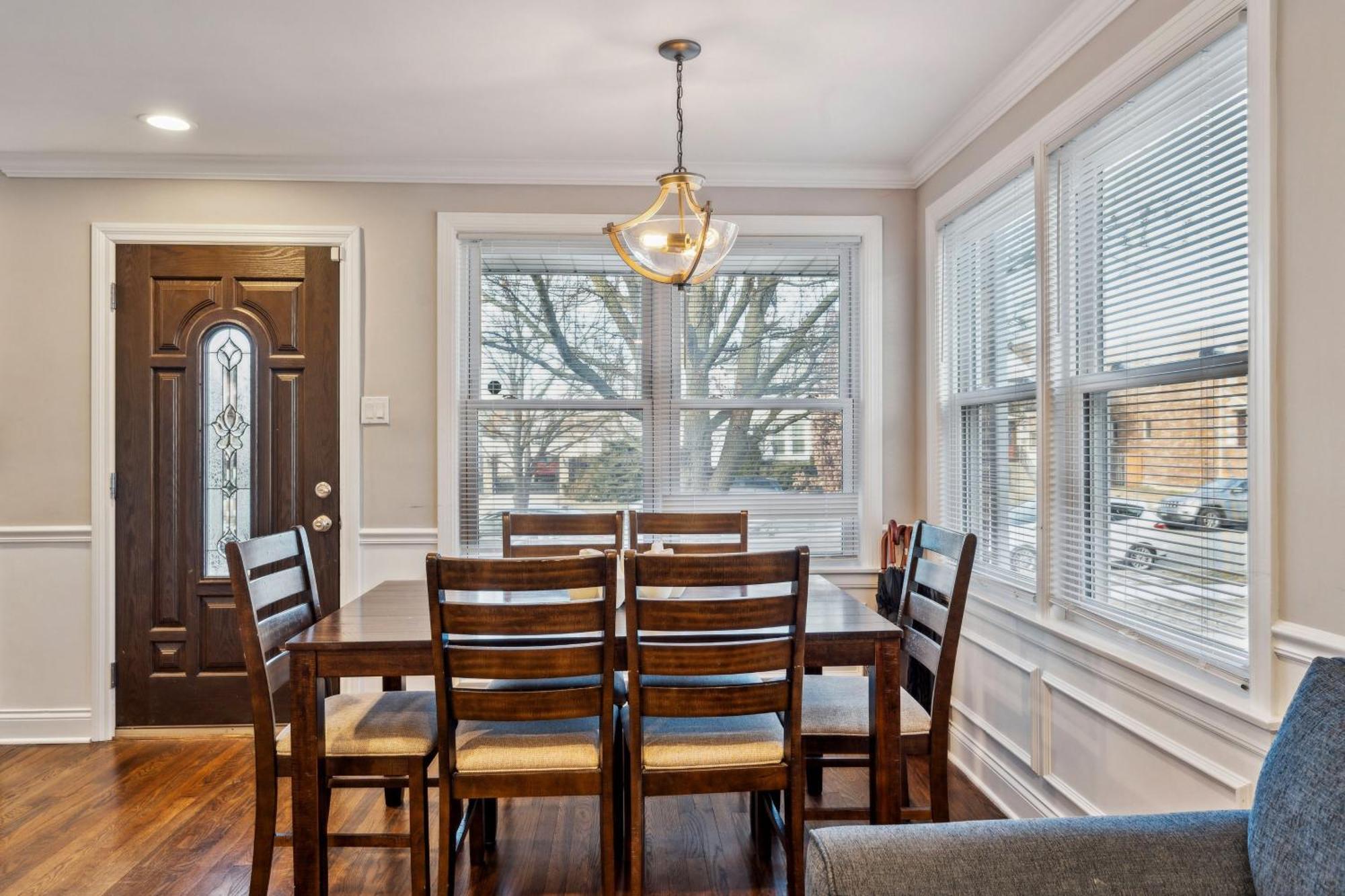 Charming Belmont Heights Oasis Holiday home *