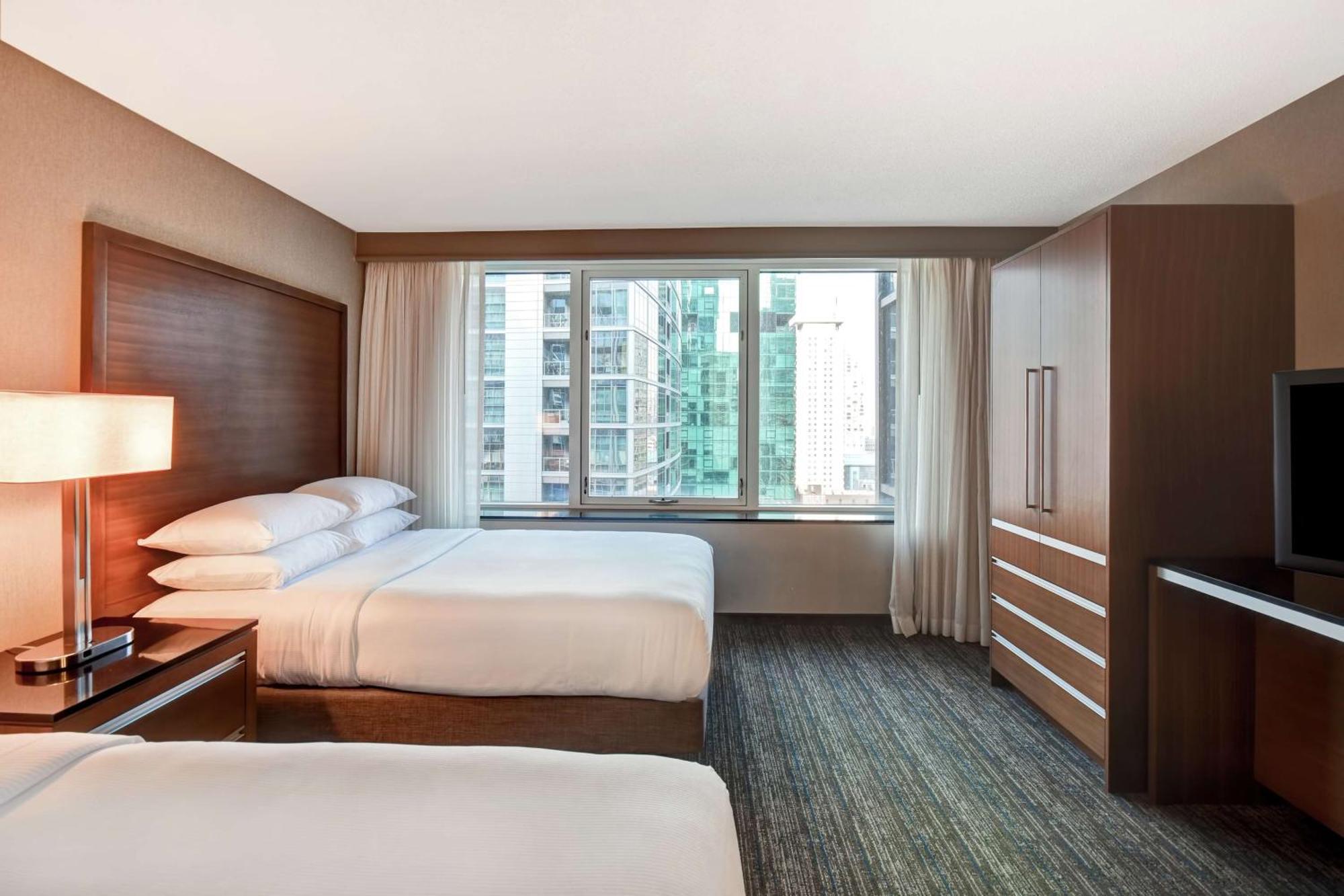 Embassy By Hilton Downtown Magnificent Mile