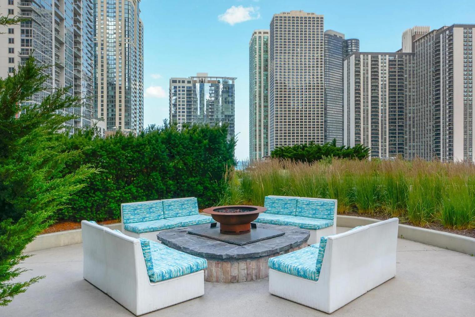 Blueground Lakeshore East Pool Wd Nr Park Chi-1198 Apartment Chicago