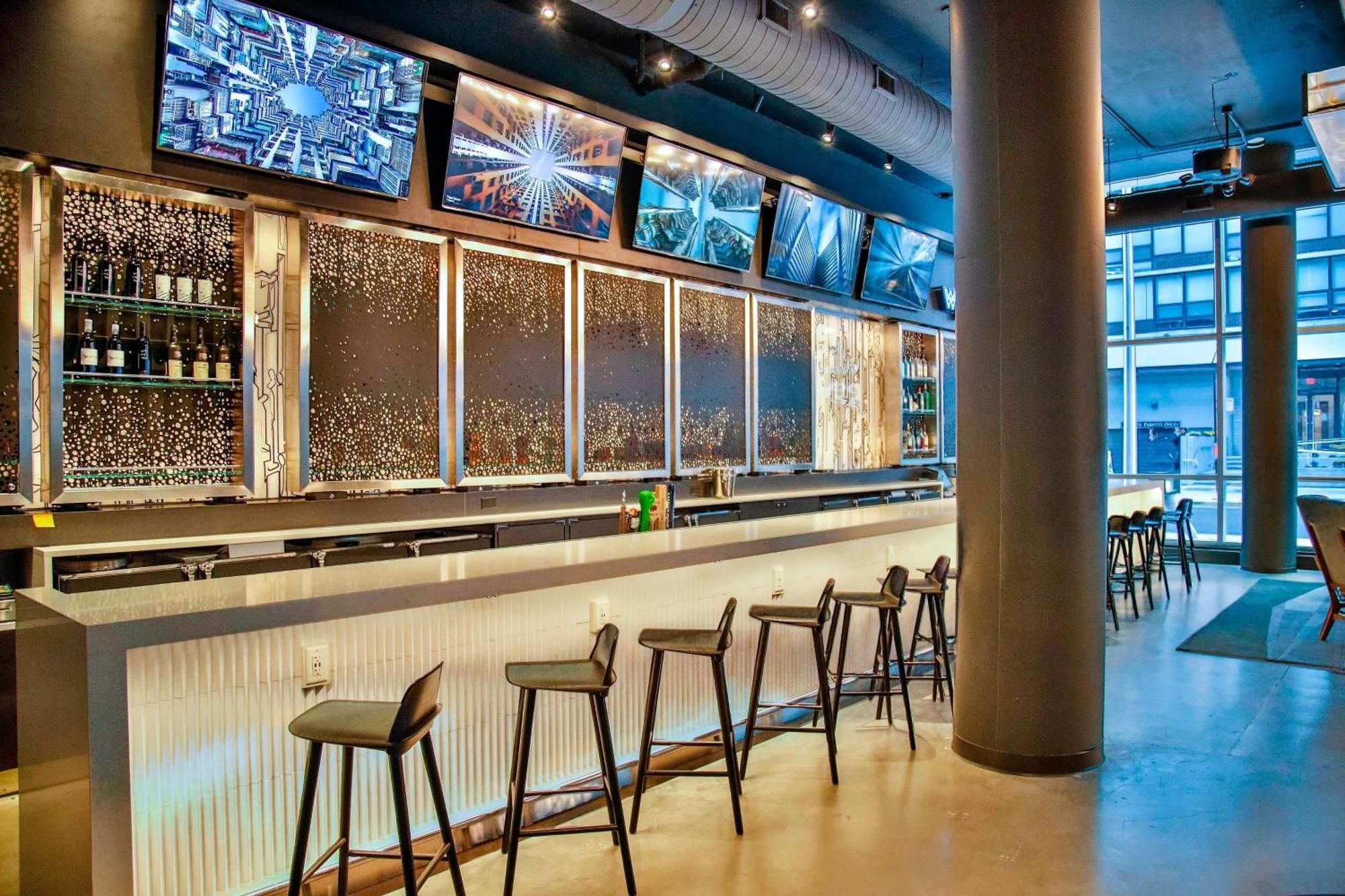 Hotel Aloft Mag Mile