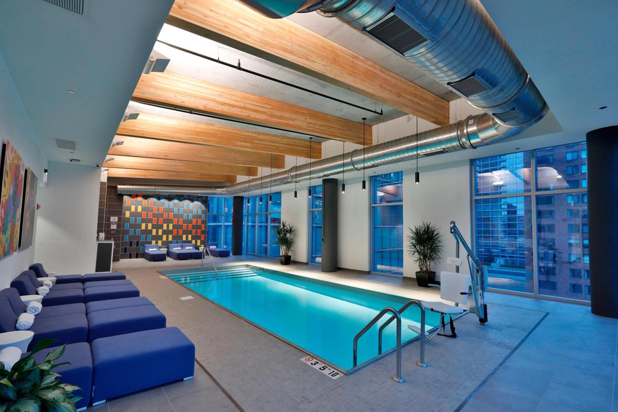 Aloft Mag Mile Hotel Chicago