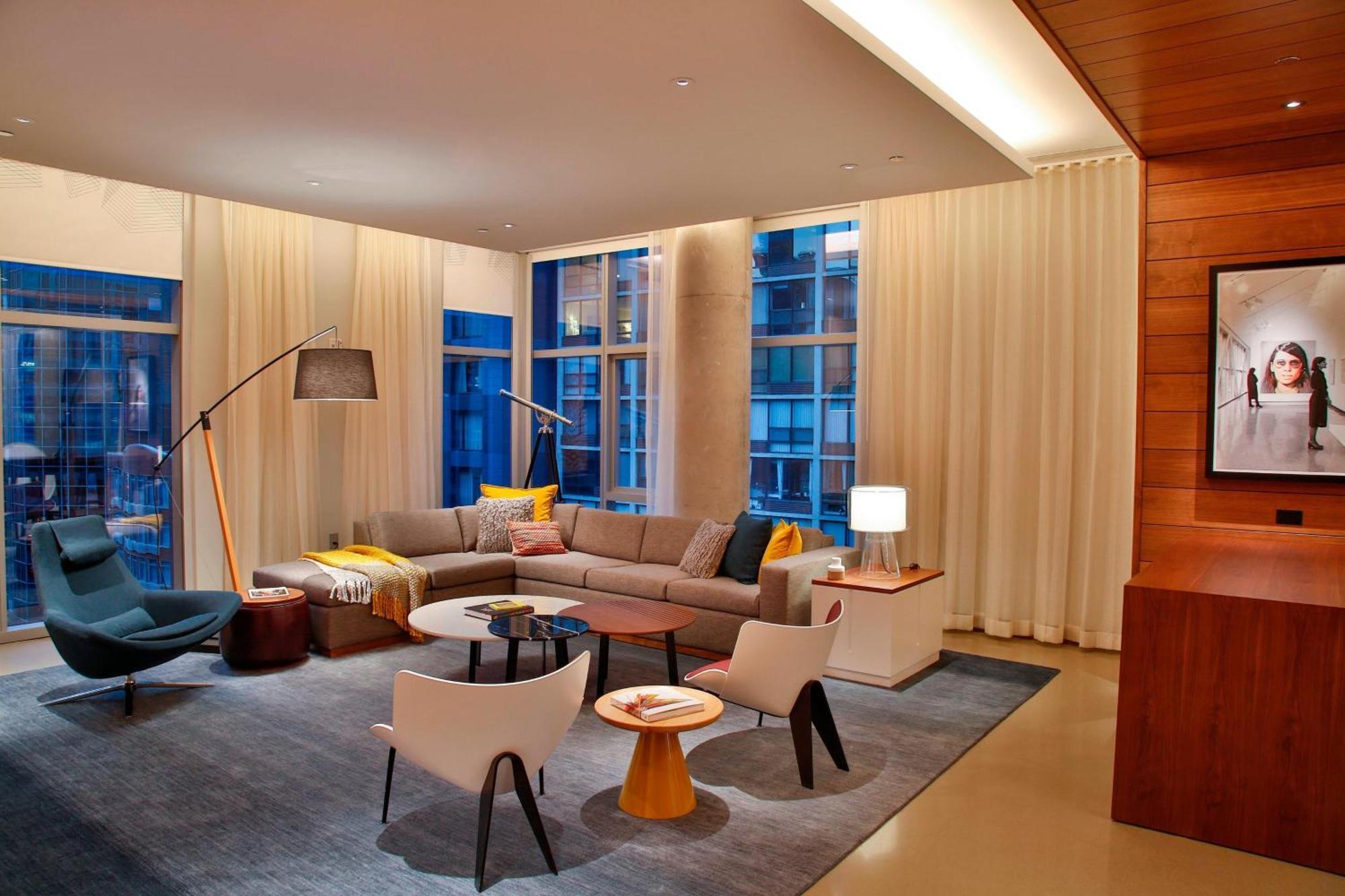 Aloft Mag Mile 3*