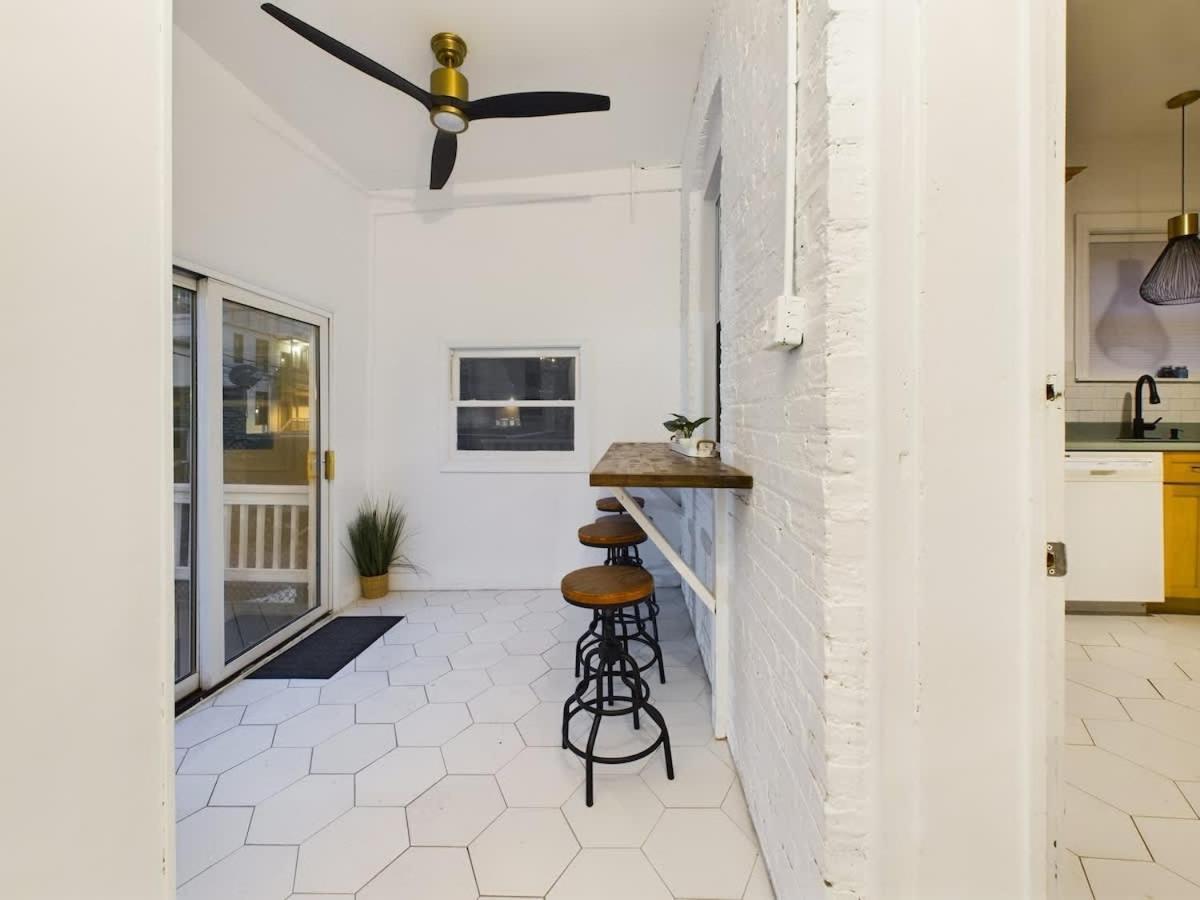 Wrigleyville Gem With Hidden Bar & Vintage Charm * Chicago