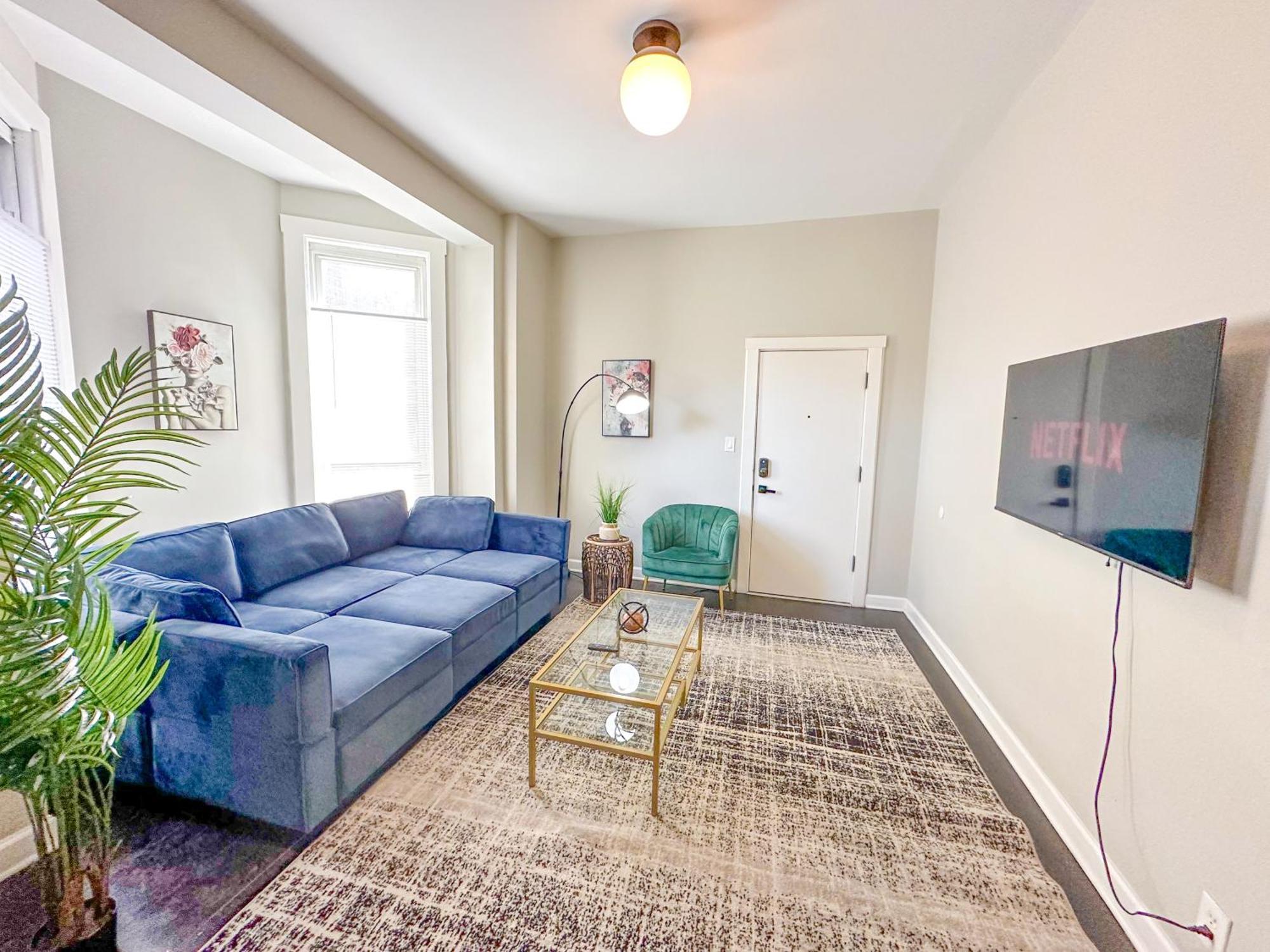 Apartment The Secret West Loop Oasis For Up To 4 Guests *