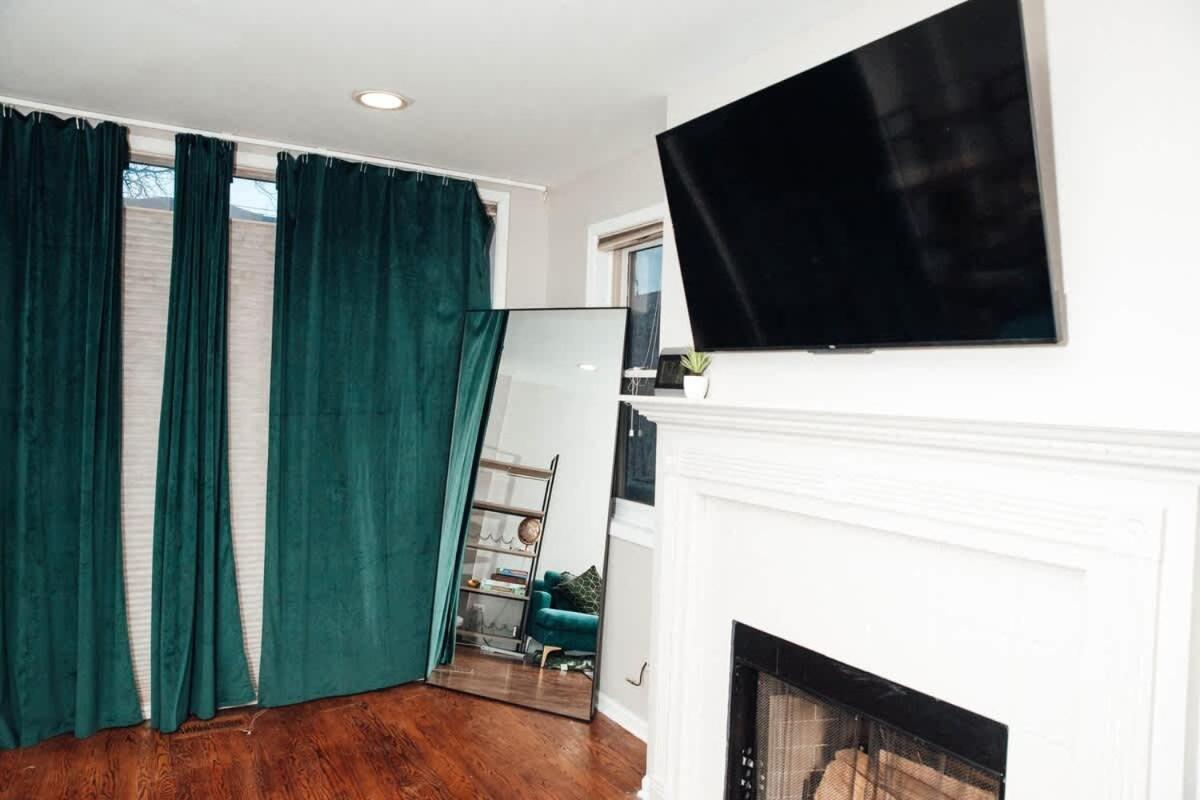 Apartment Modern & Spacious In Historic Bronzeville *