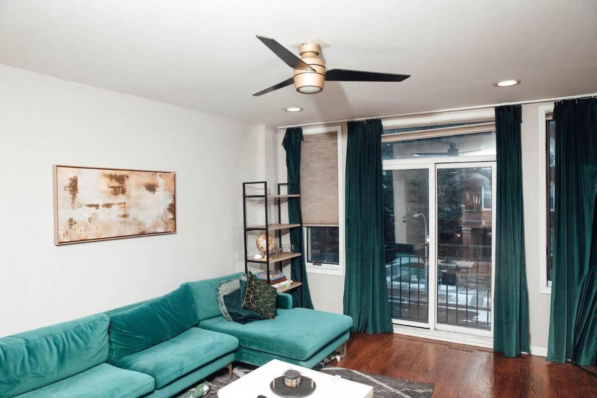 Modern & Spacious In Historic Bronzeville Apartment Chicago