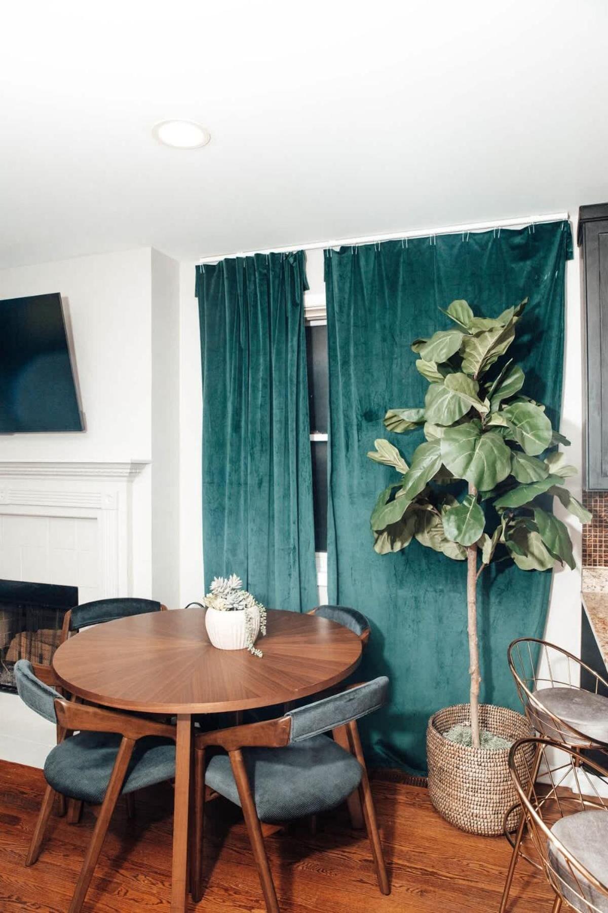 Modern & Spacious In Historic Bronzeville *