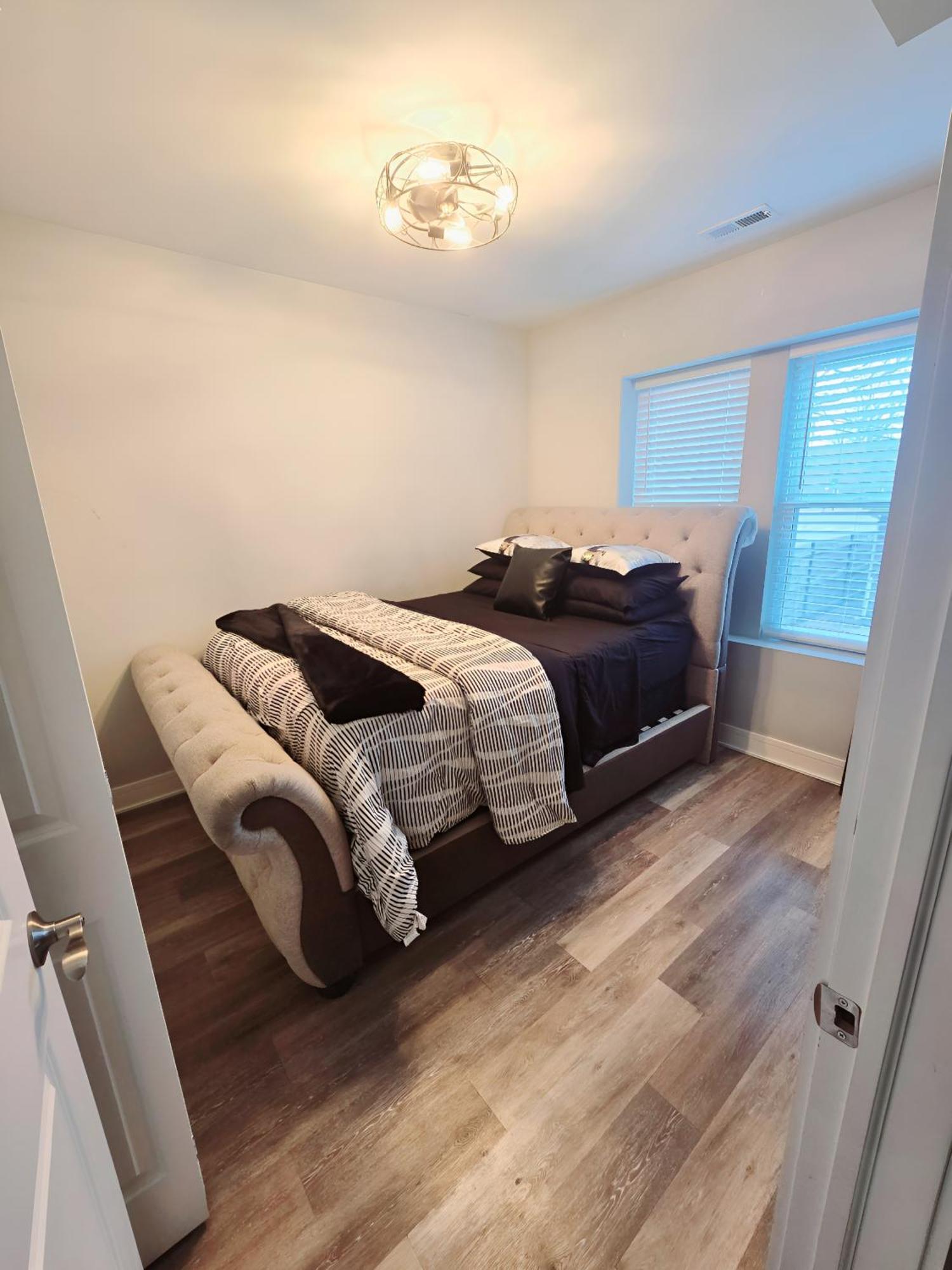Cozy & Near Downtown & Hyde Park Chicago