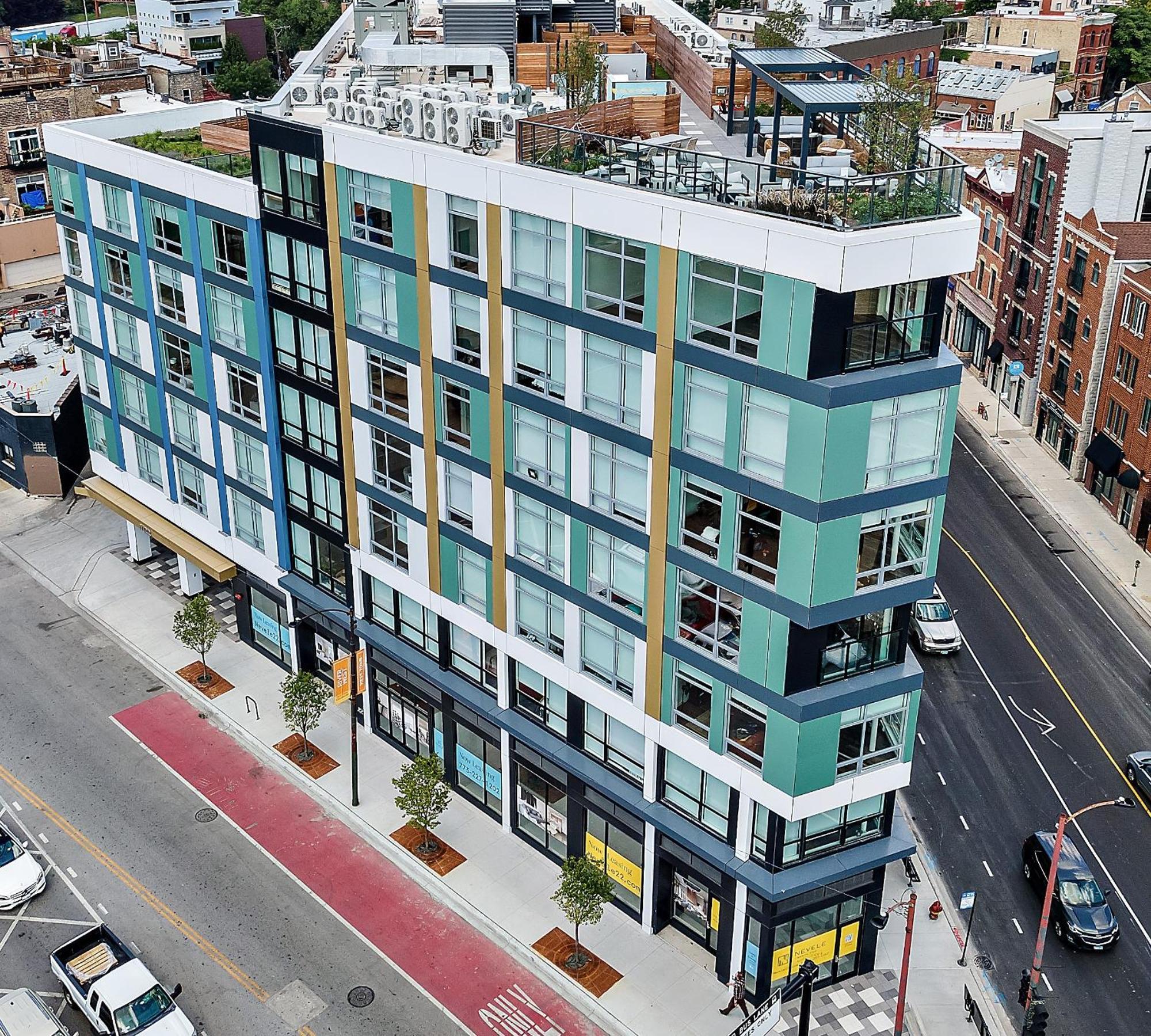 Apartment Luxurious 3bd Penthouse L Private Patio L Gym L Stunning Rooftop Chicago