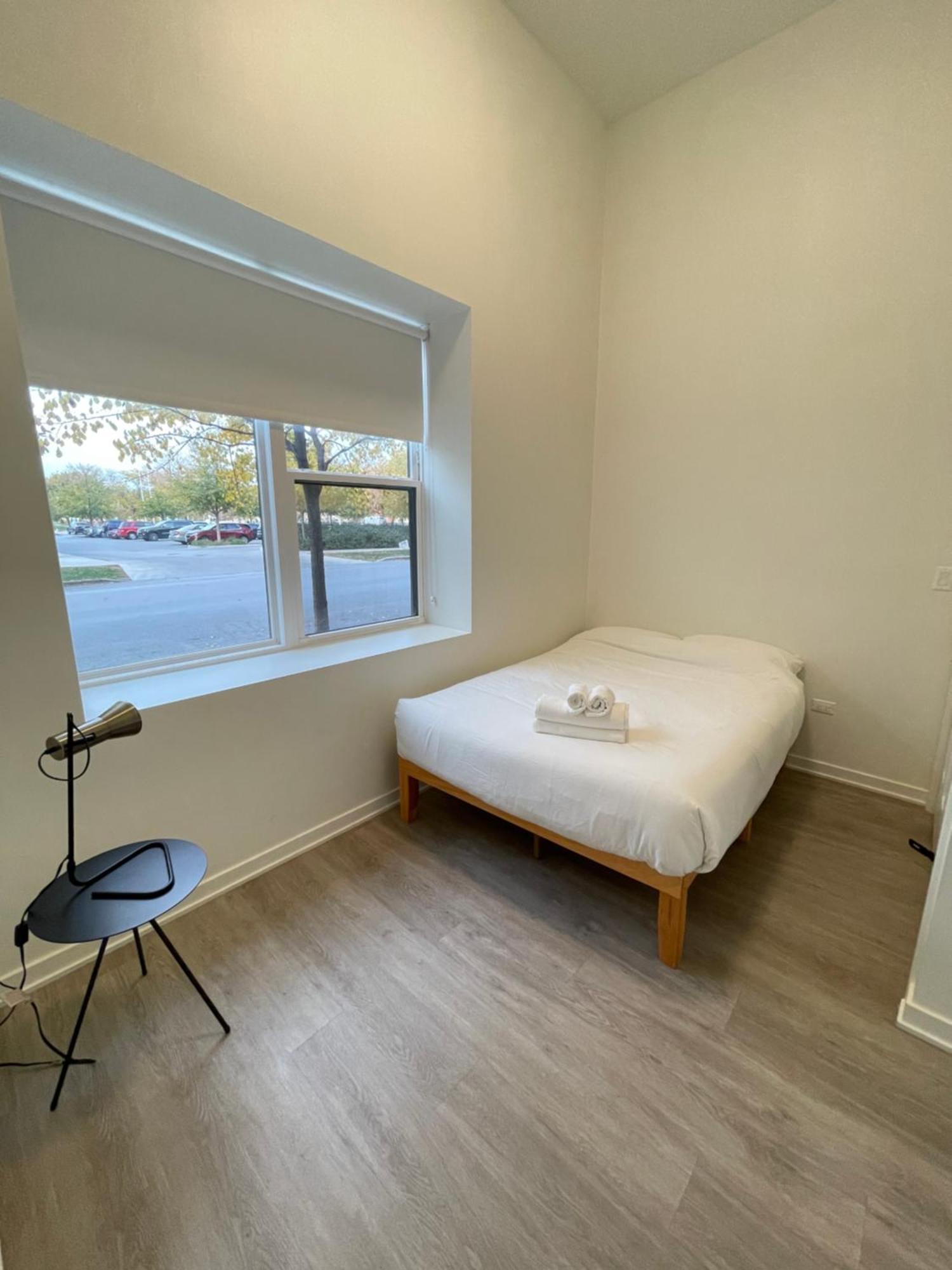 Guest house Shared Modern Close To Downtown Chicago
