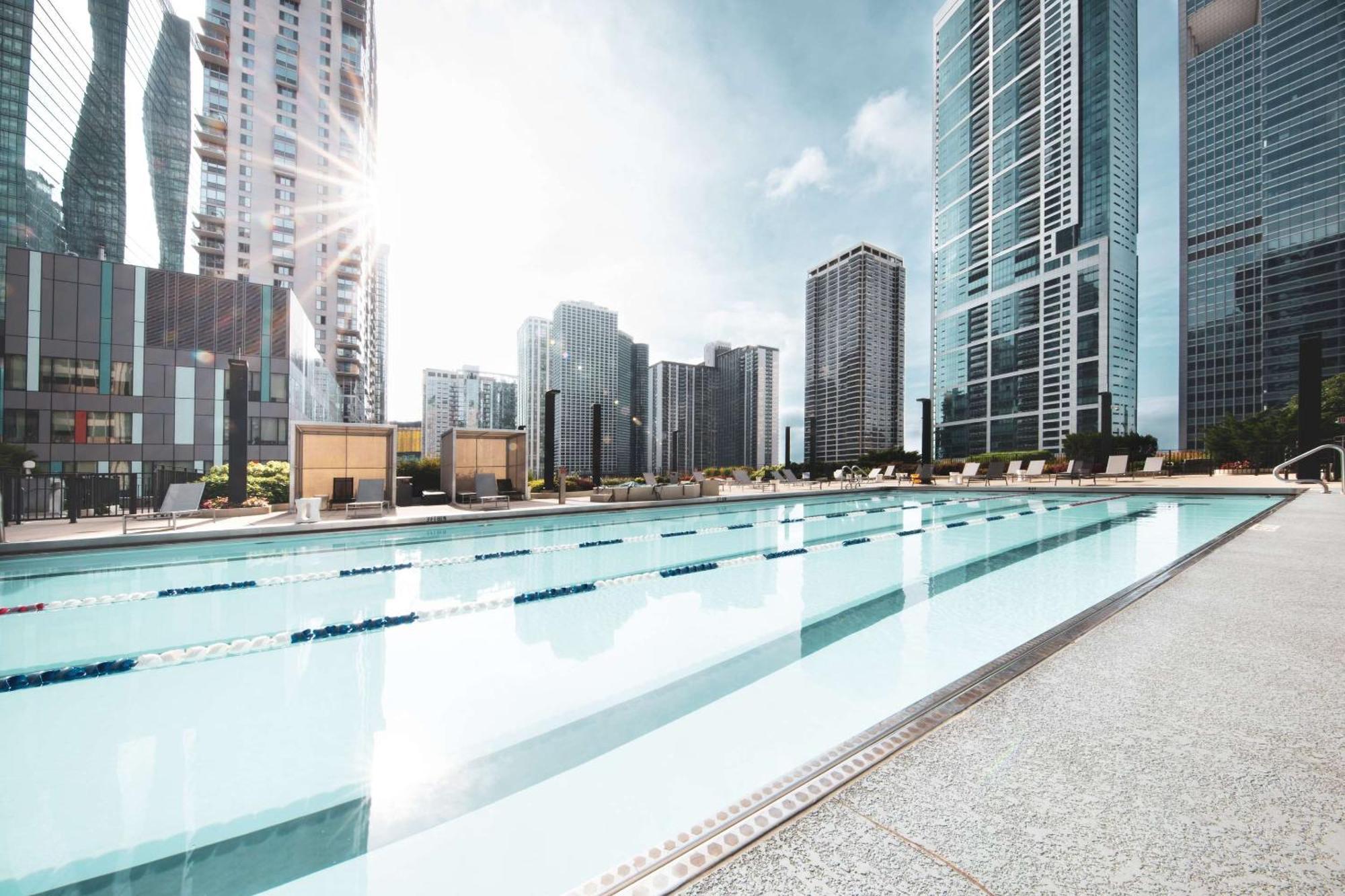 Radisson Blu Aqua Hotel, 4* Chicago