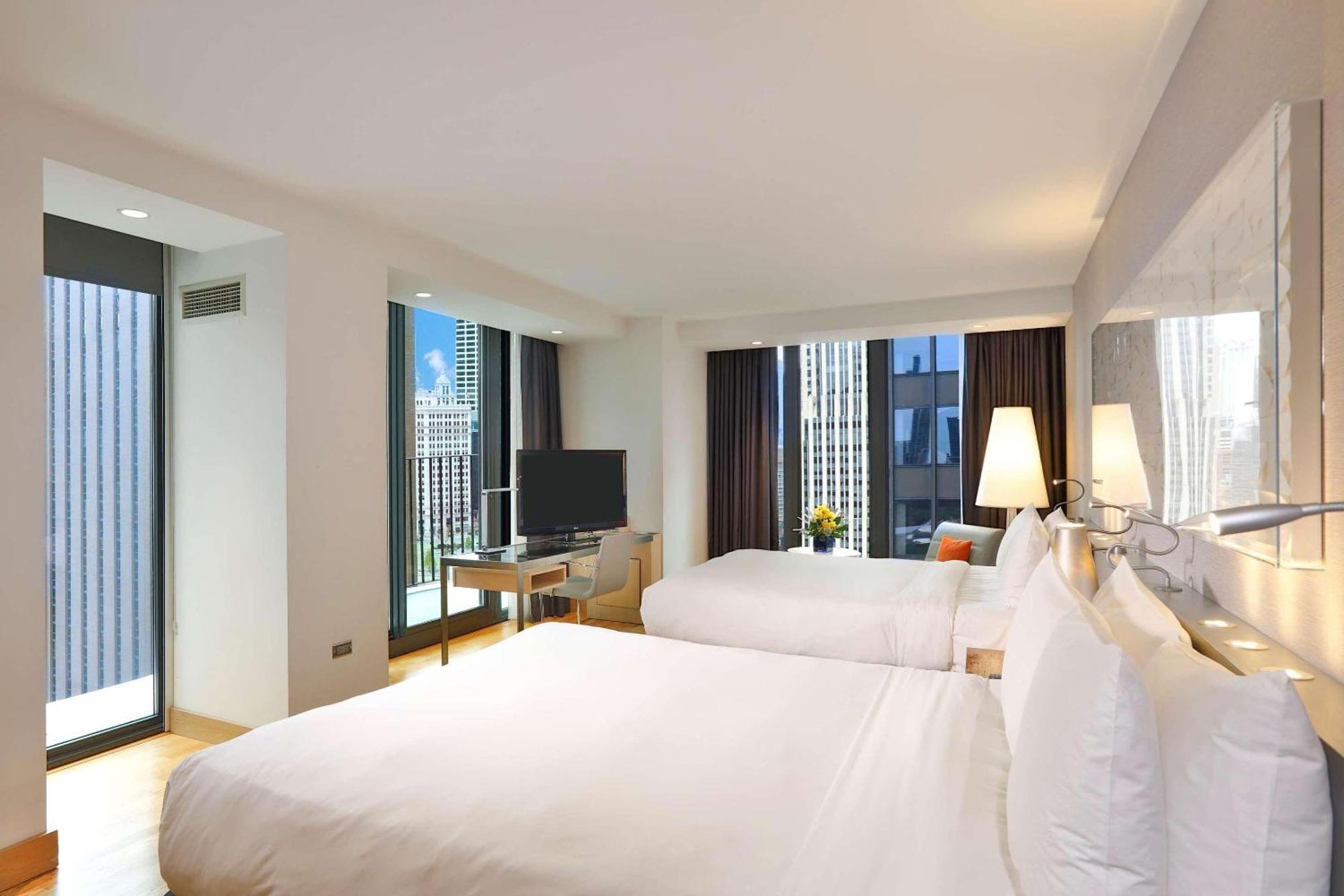 Radisson Blu Aqua Hotel, 4* Chicago
