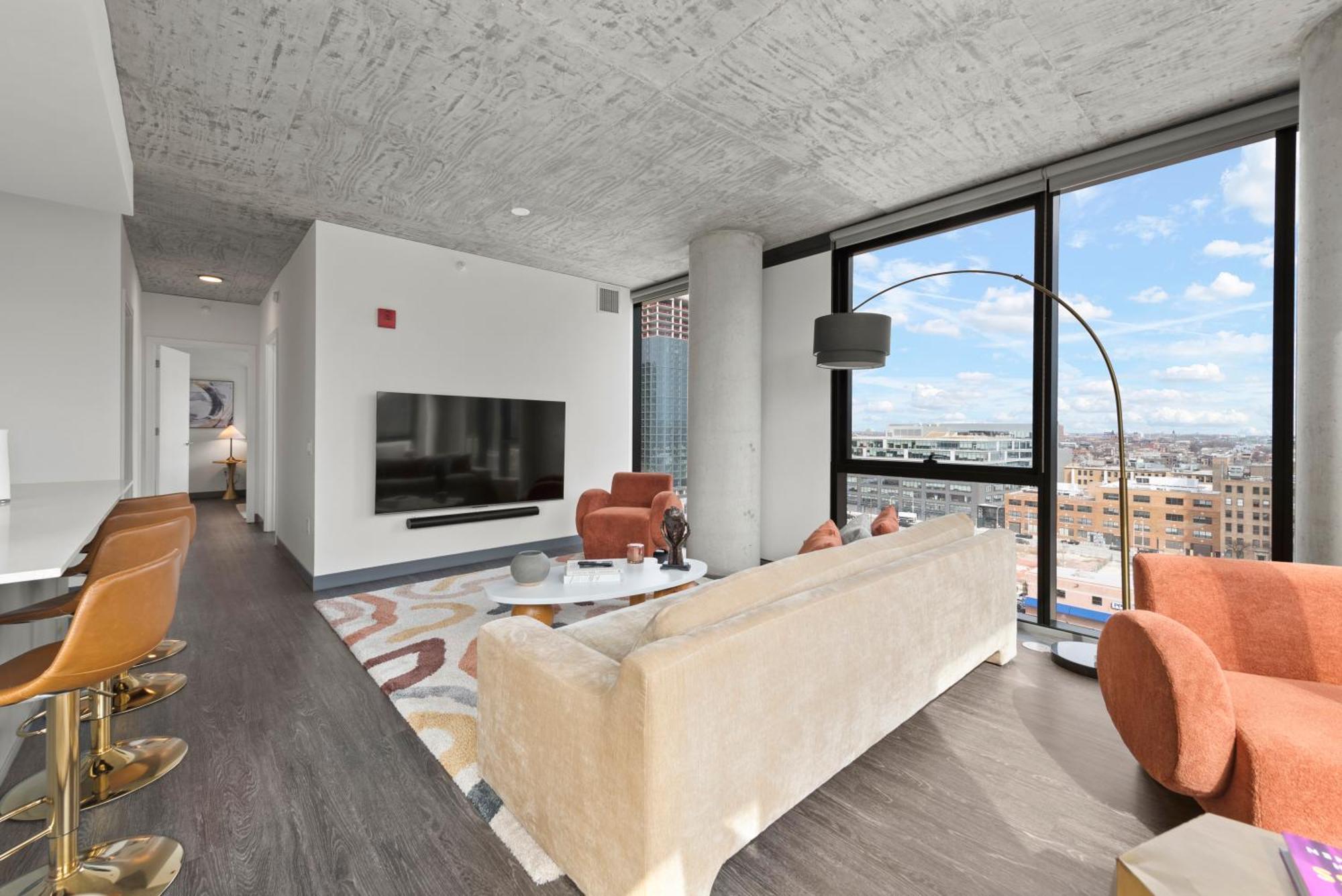 Apartment Fulbrix Bright Designer With West Loop Views *