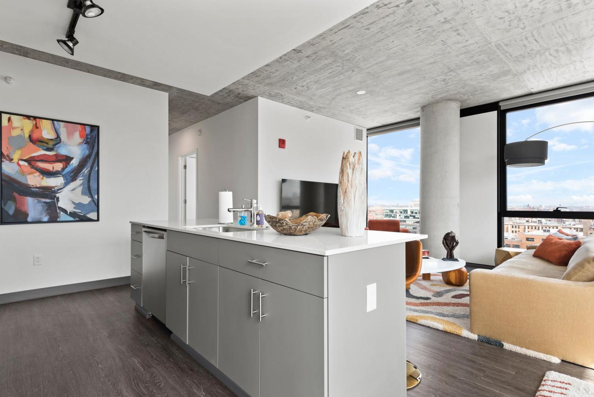 Fulbrix Bright Designer With West Loop Views Apartment Chicago