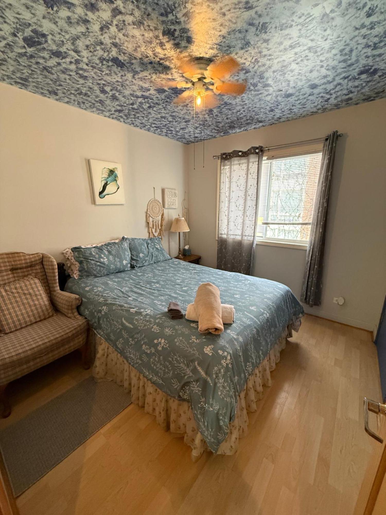 Charming In Portage Park Holiday home