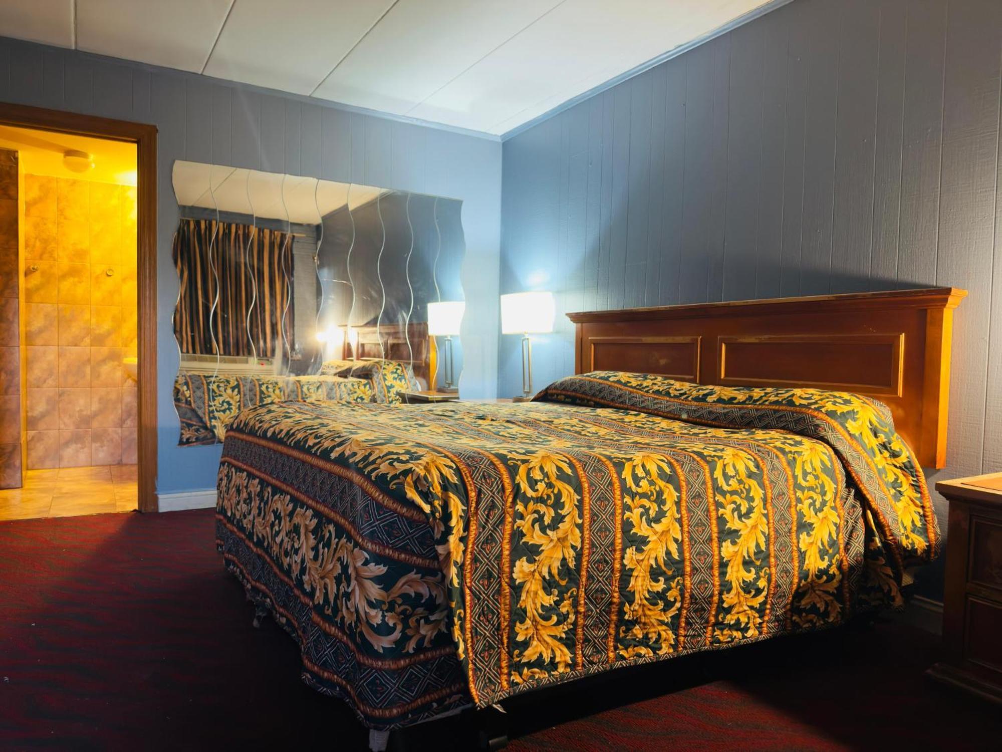 Admiral By Oyo I-94 Hotel 3*