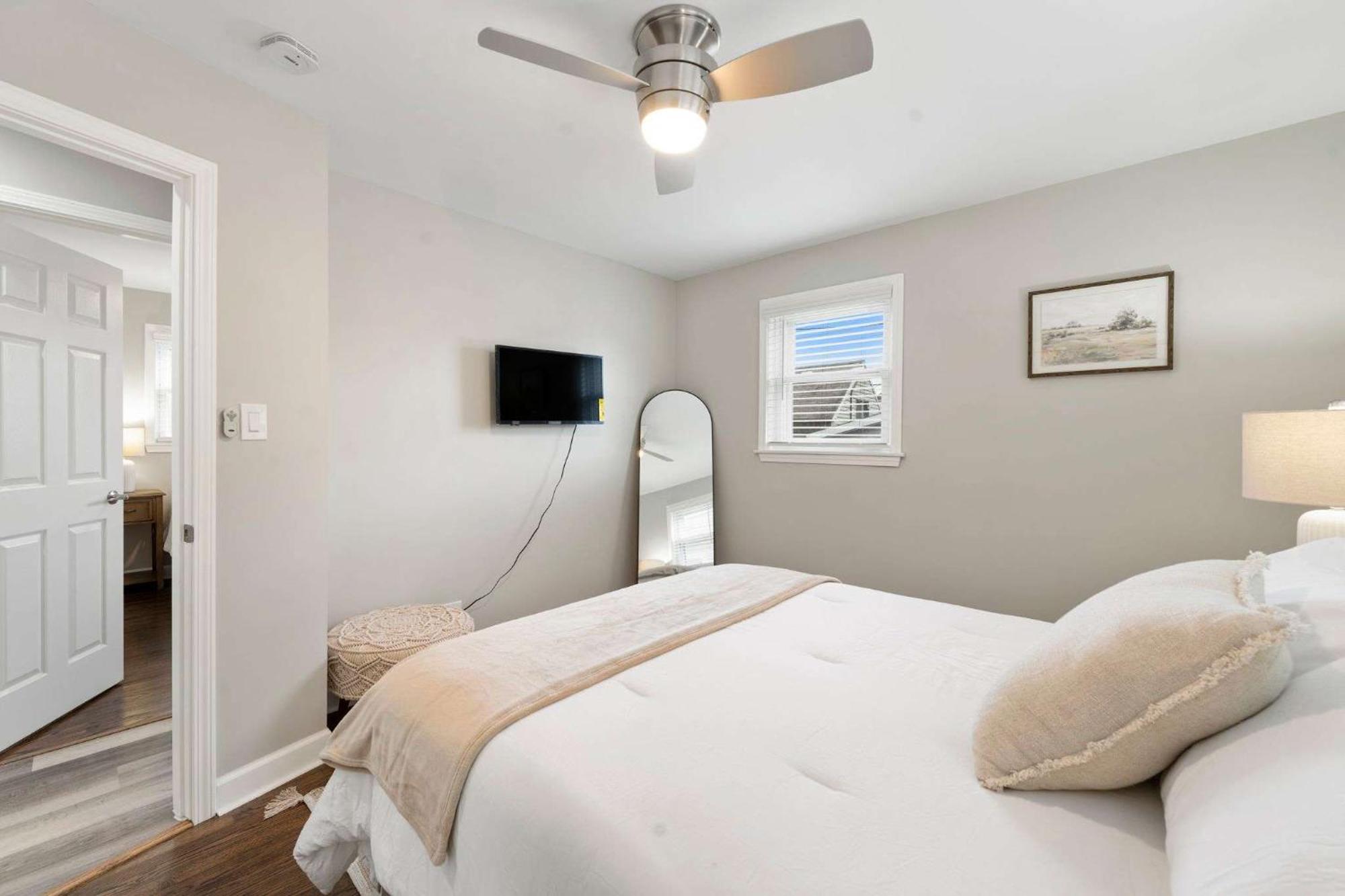 Apartment Spacious In *