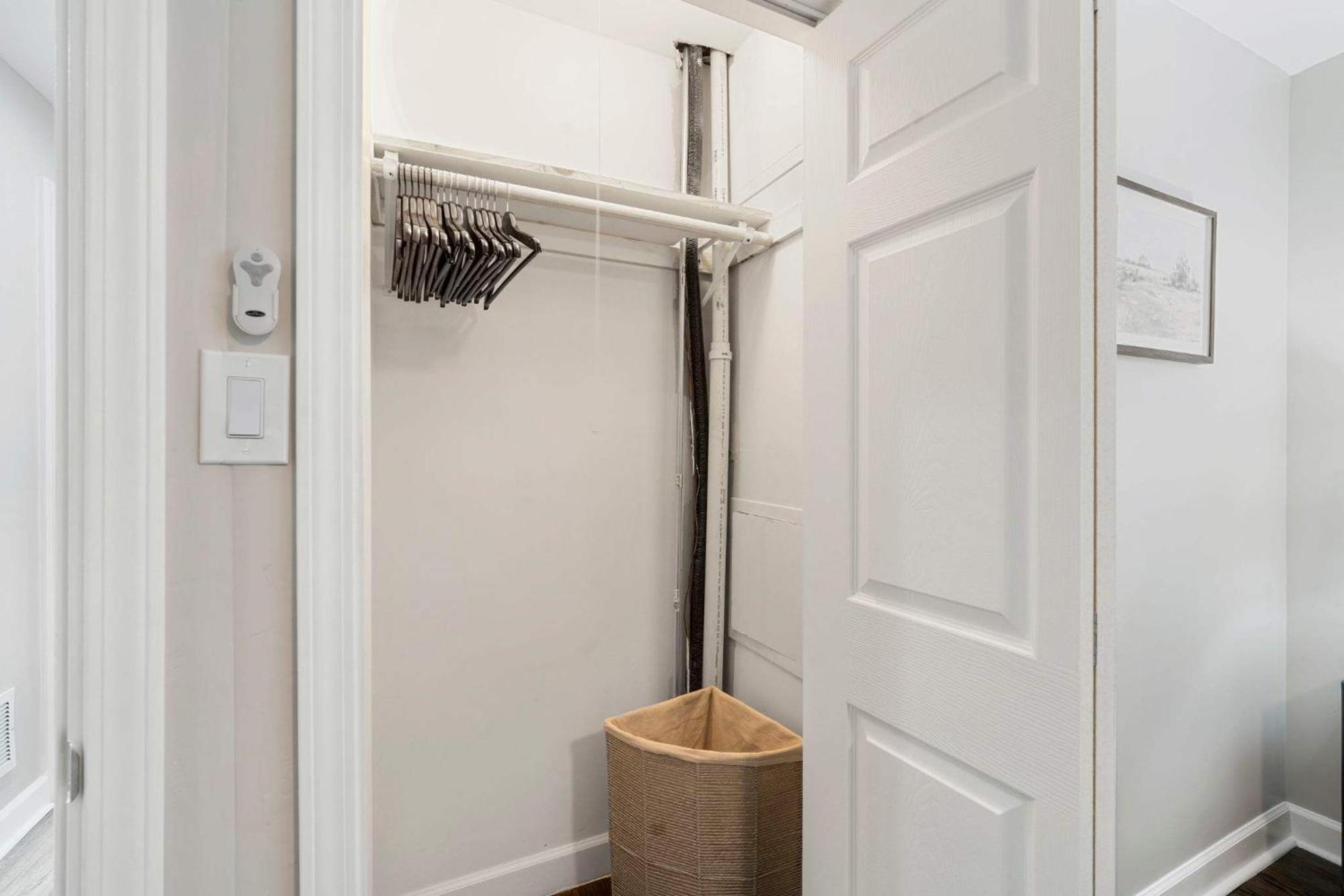 Apartment Spacious In *